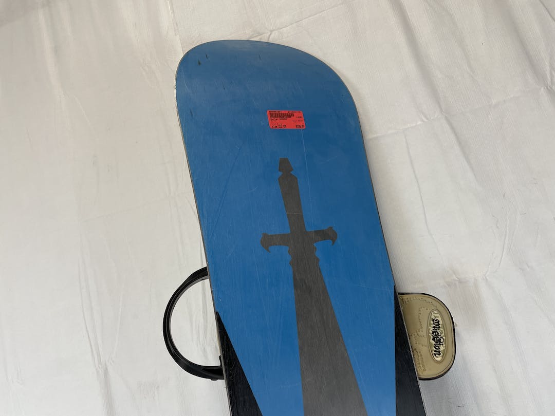 Used Burton Dragon 152cm Snowboard W Burton Mission Bindings SidelineSwap