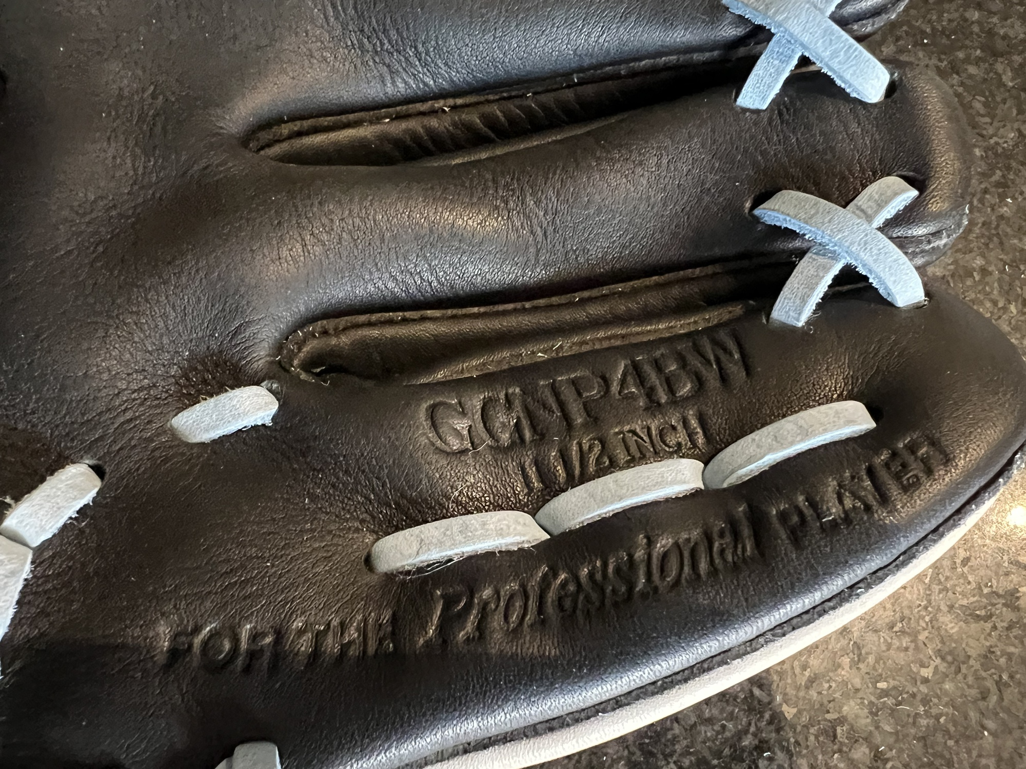 Rawlings Gold Glove 11.5” RHT Baseball Glove SidelineSwap