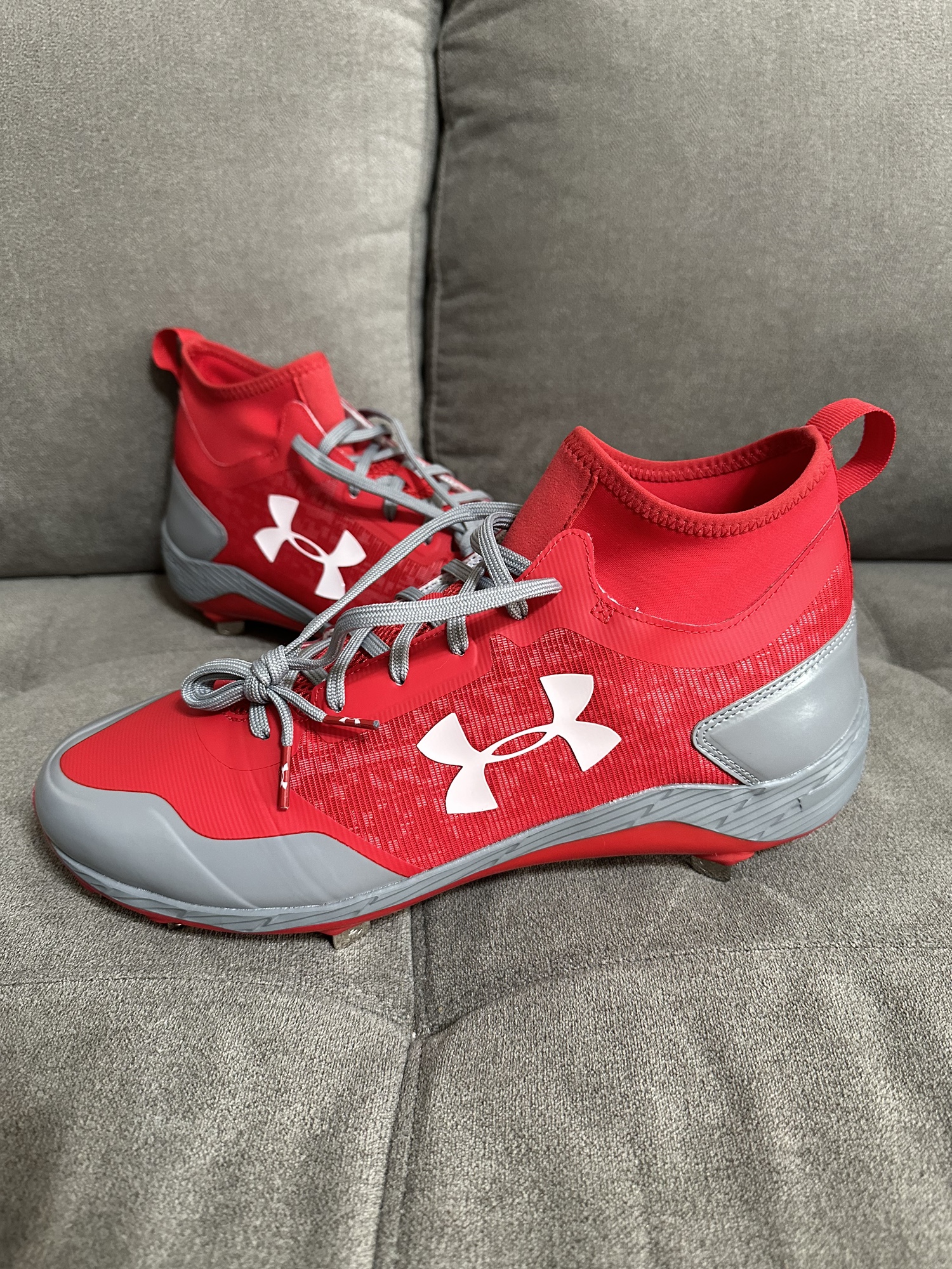 under armour all red cleats