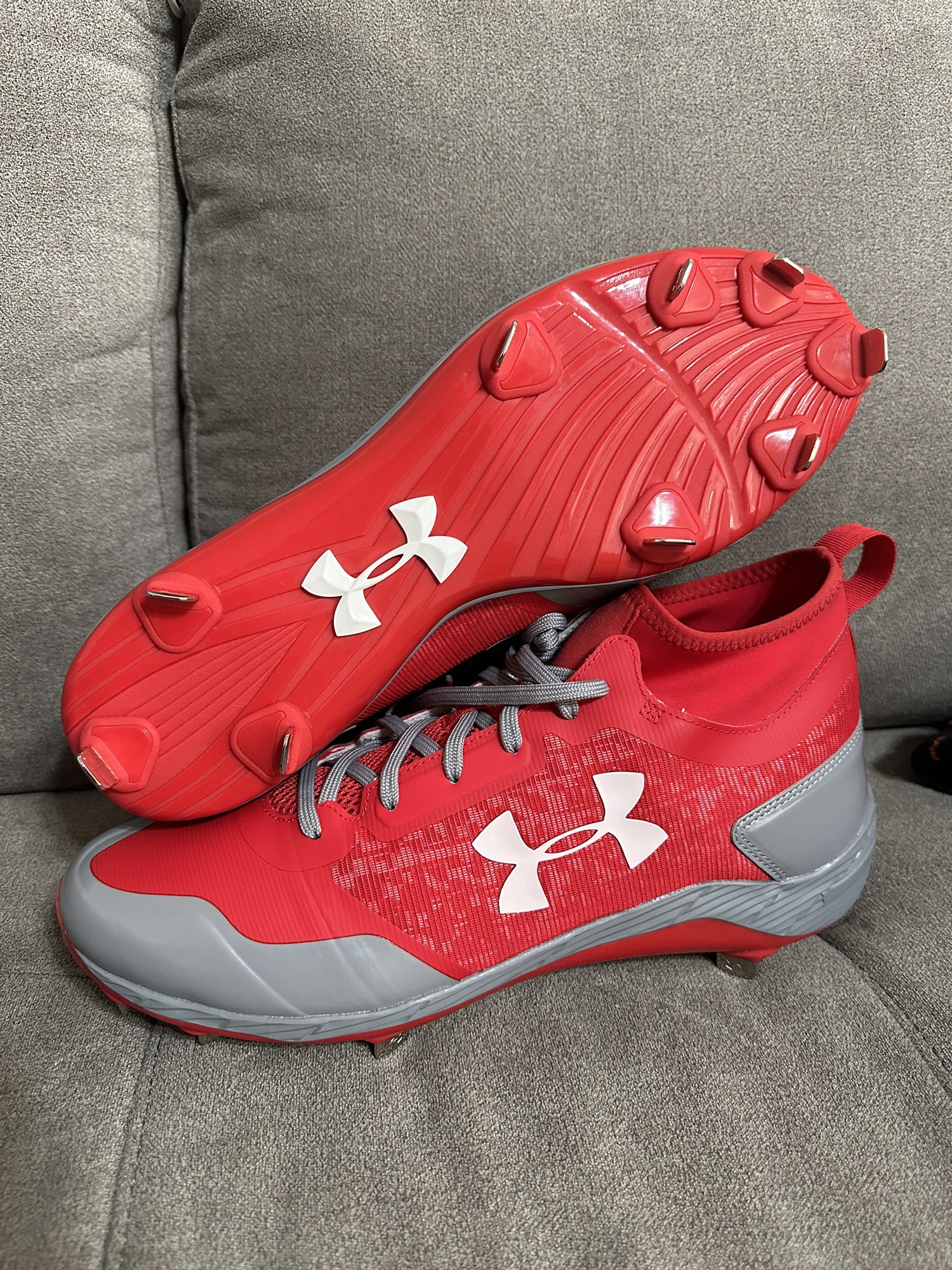 under armour all red cleats