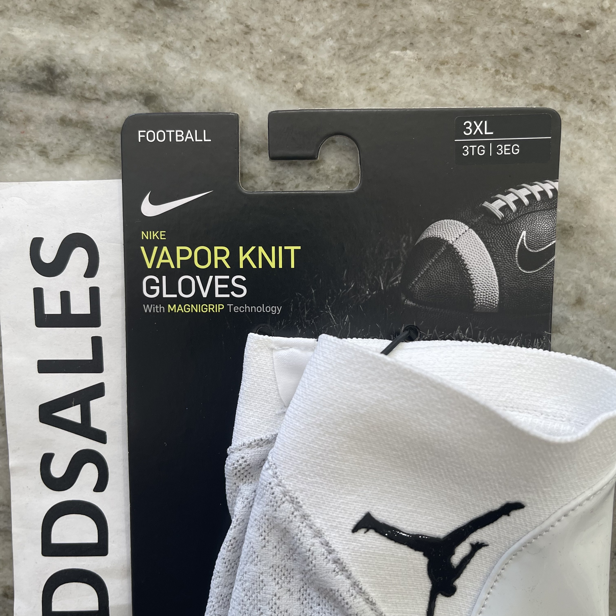 NIKE JORDAN VAPOR KNIT 4.0 FOOTBALL GLOVES WHITE GREY DM0050