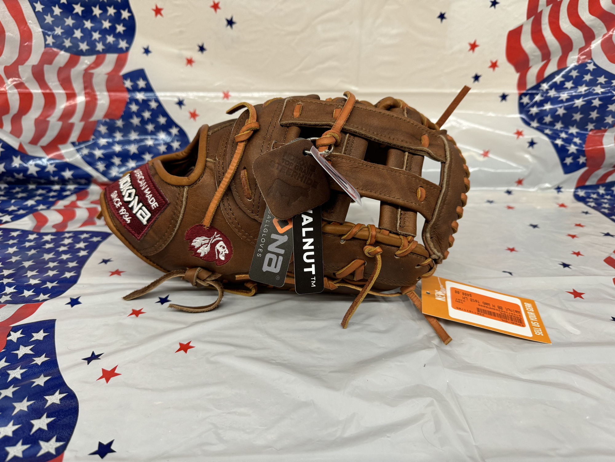 Nokona Walnut WN70 Baseball First Baseman Glove SidelineSwap