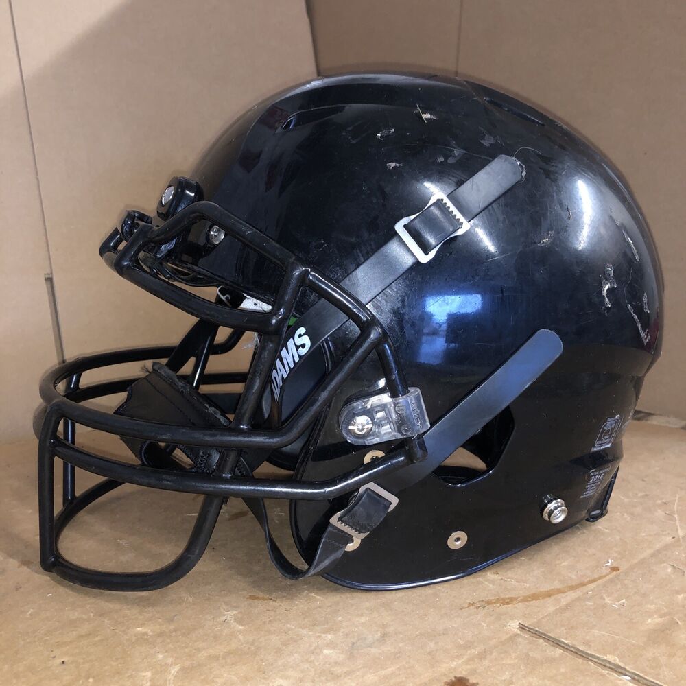 USED SCHUTT YOUTH VENGEANCE A3 - SMALL - BLACK