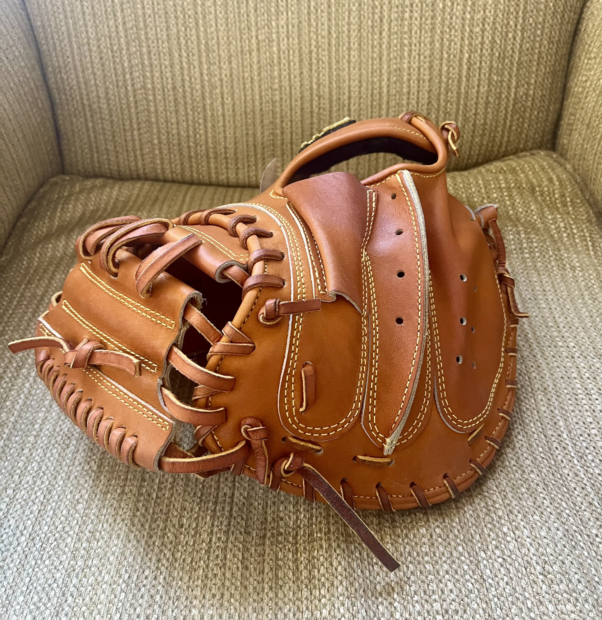 Gloveworks Hokkaido Wagyu Made In Japan Catcher’s Mitt 34”Japanese