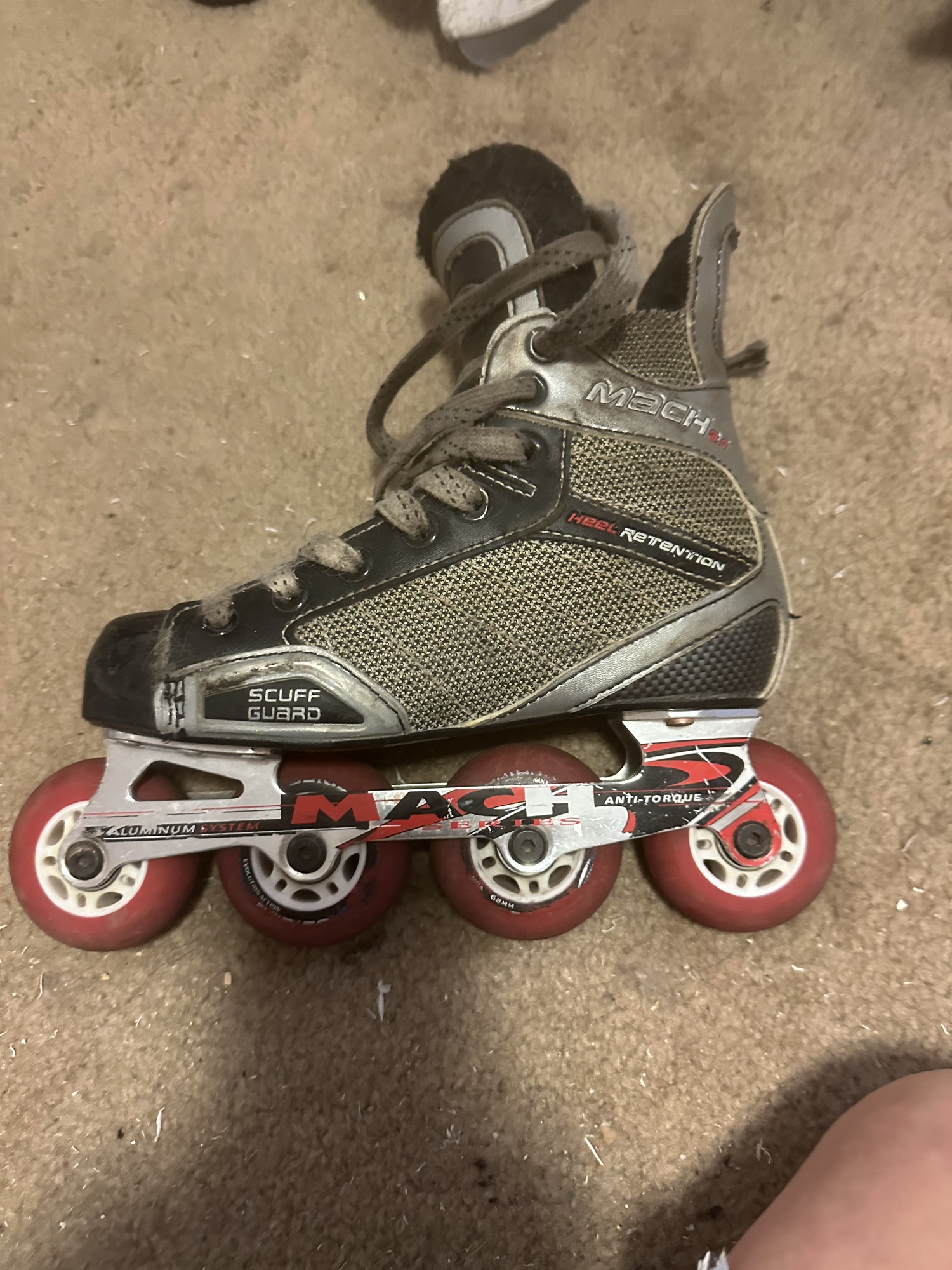 Roller hockey skates SidelineSwap
