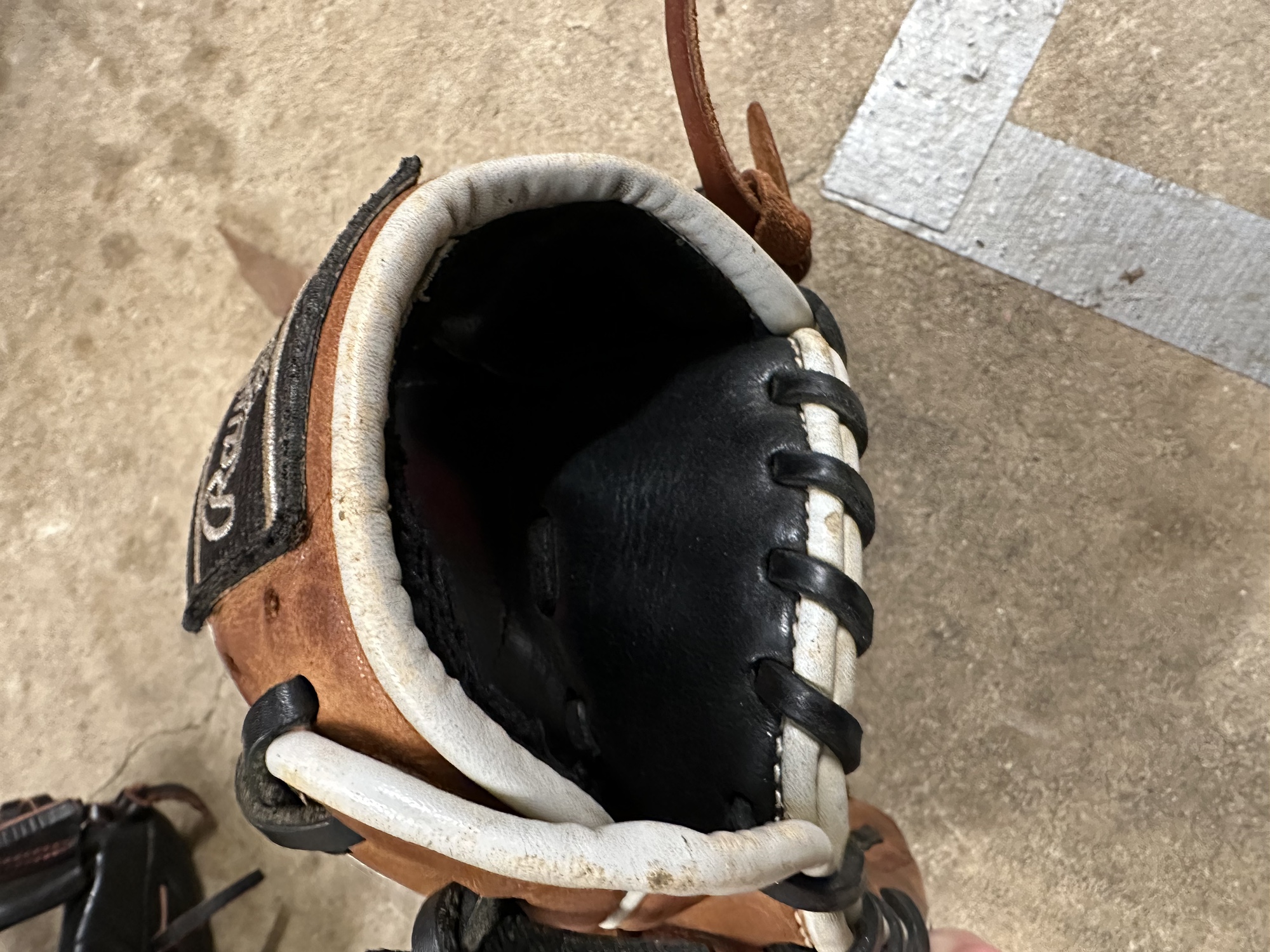 Rawlings 11.5” GG Elite SidelineSwap
