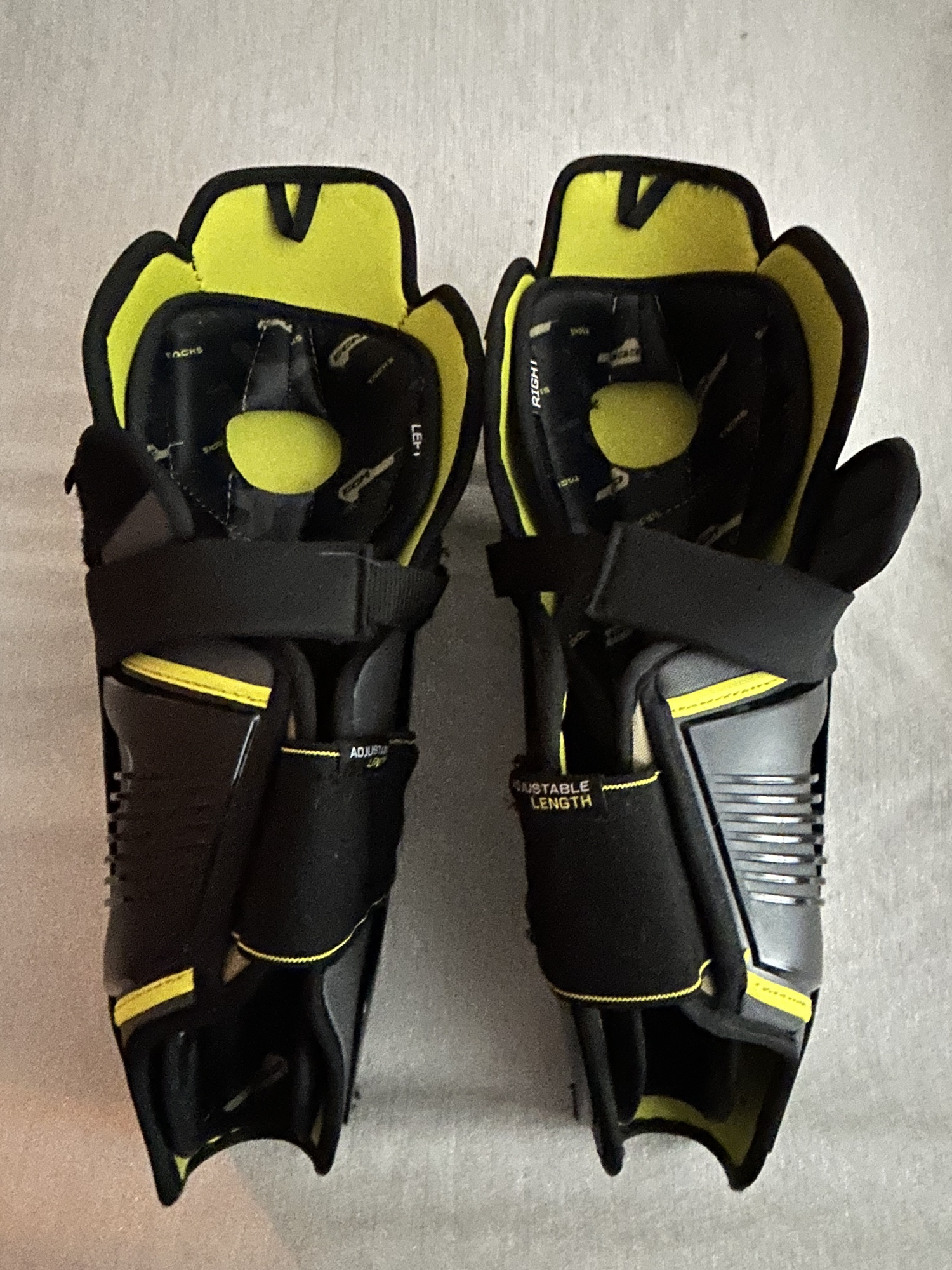 CCM TACKS AS 580 SR 14” SHIN GUARDS LIKE NEW* SidelineSwap