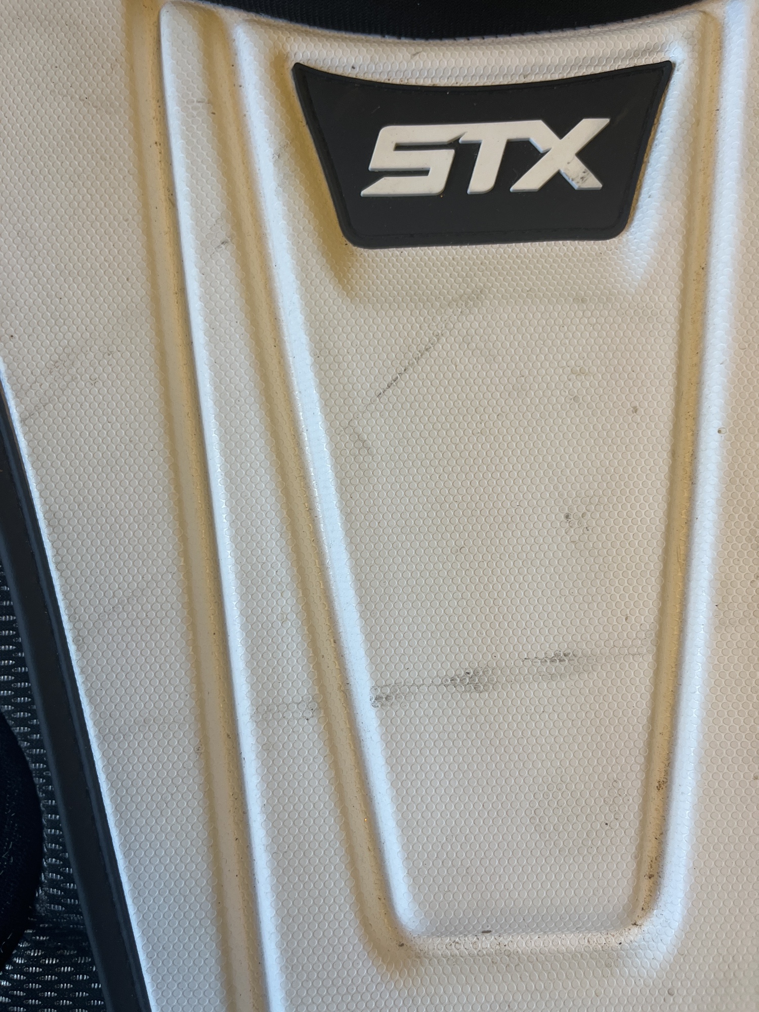 Used STX Shield 600 Chest Protector SidelineSwap