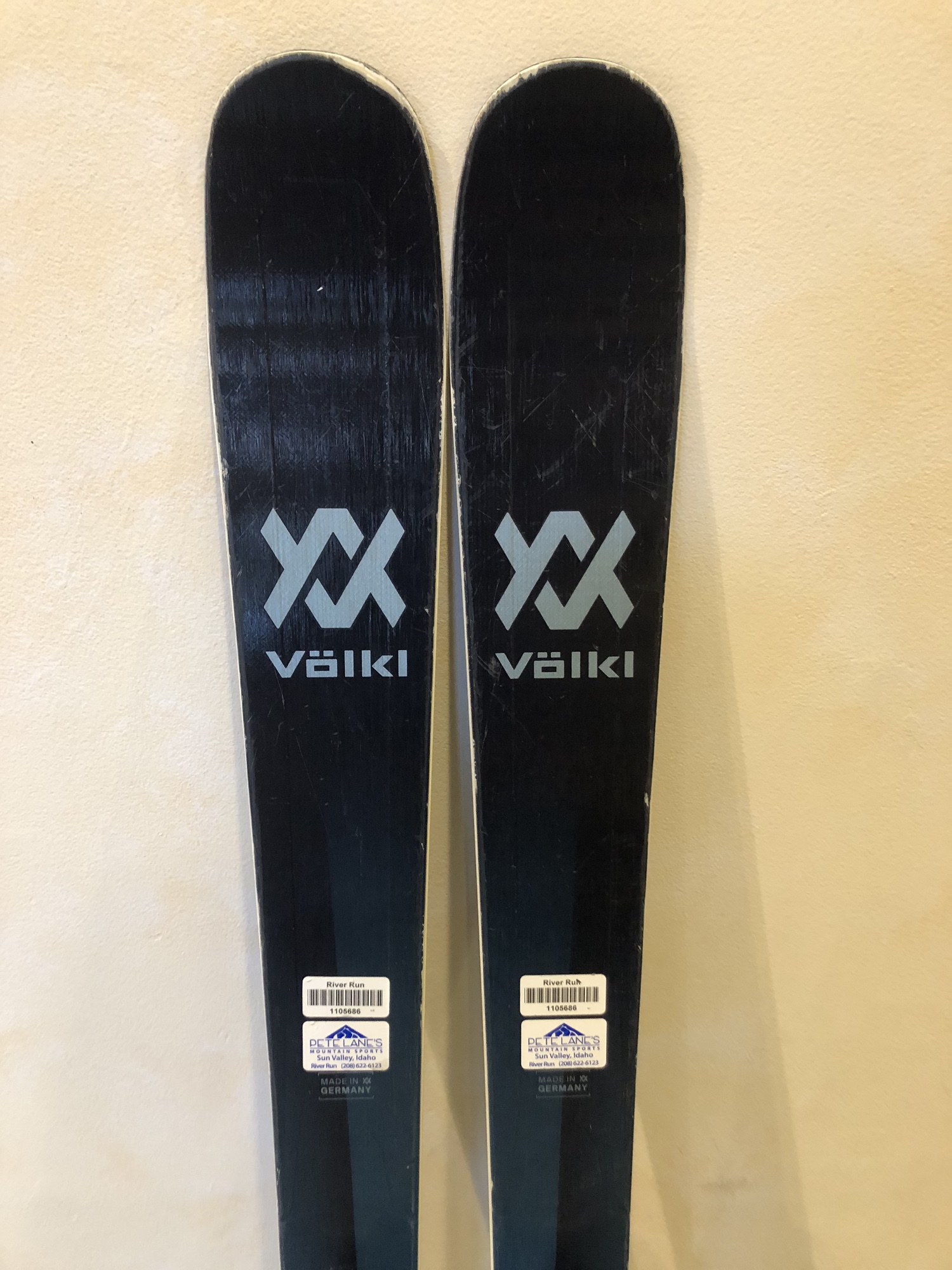 2023 Volkl Yumi Skis With Bindings 161cm SidelineSwap