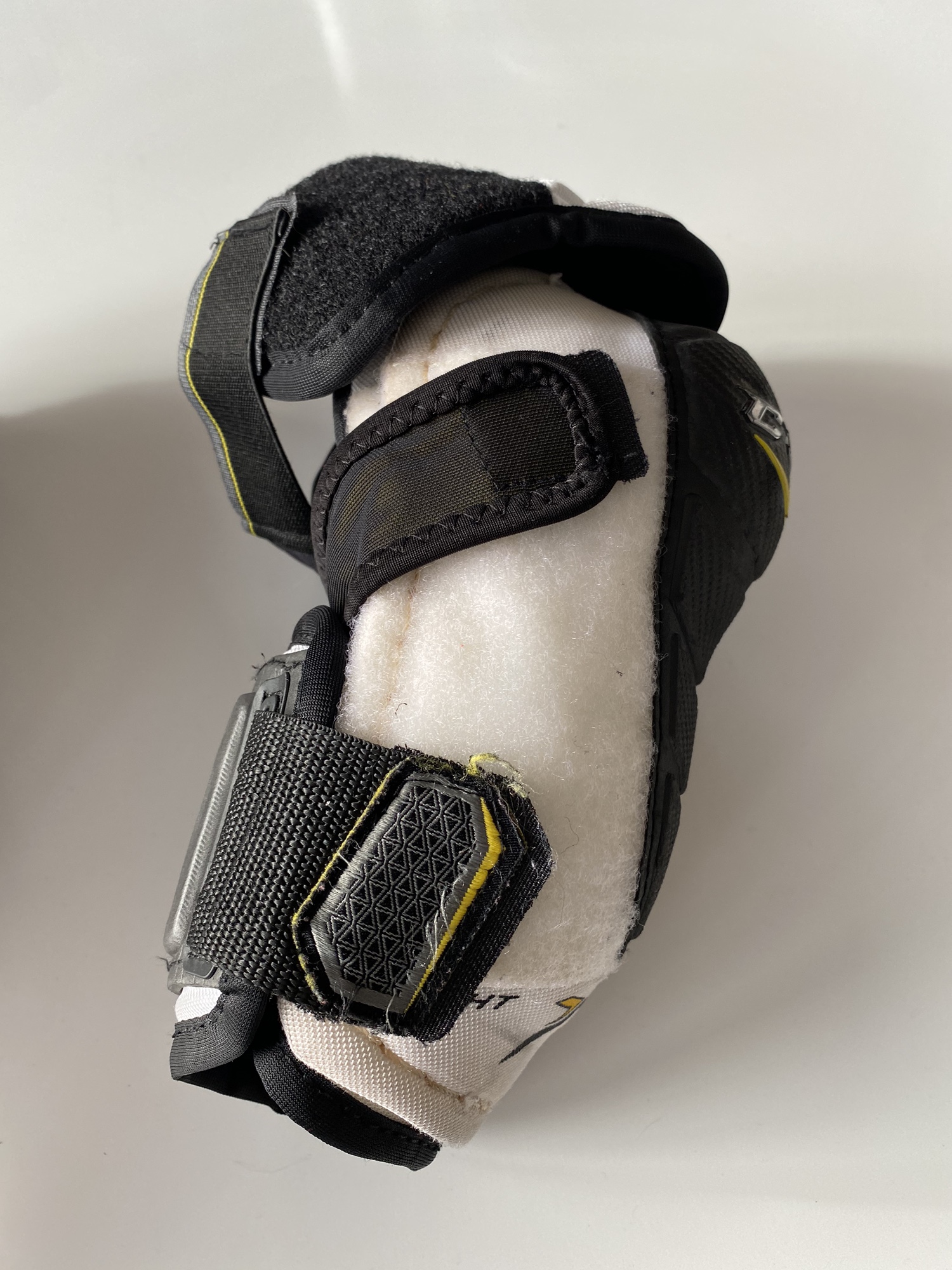 Used CCM Pro Stock Ultra Tacks Elbow Pads SidelineSwap