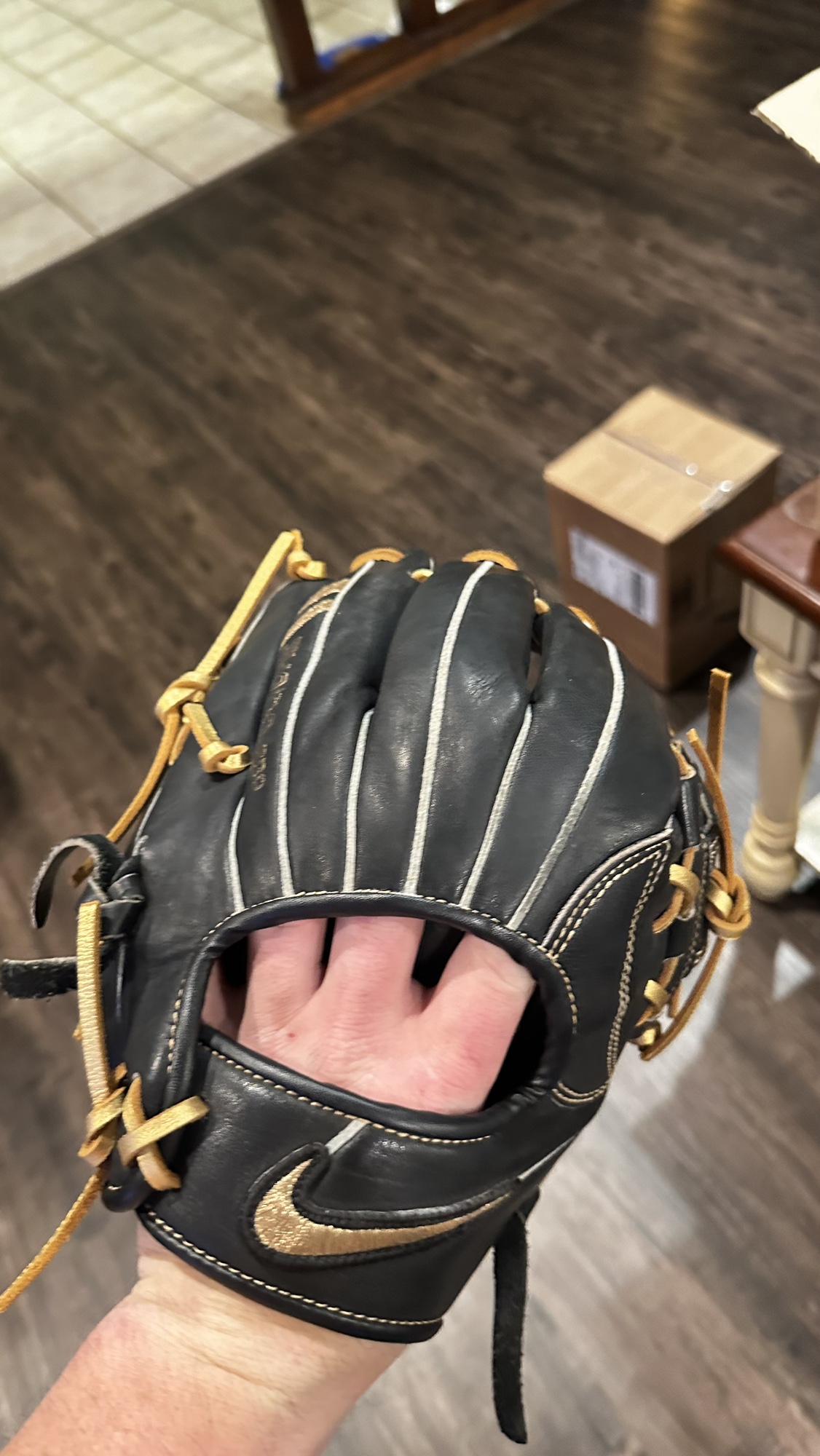 custom nike baseball gloves