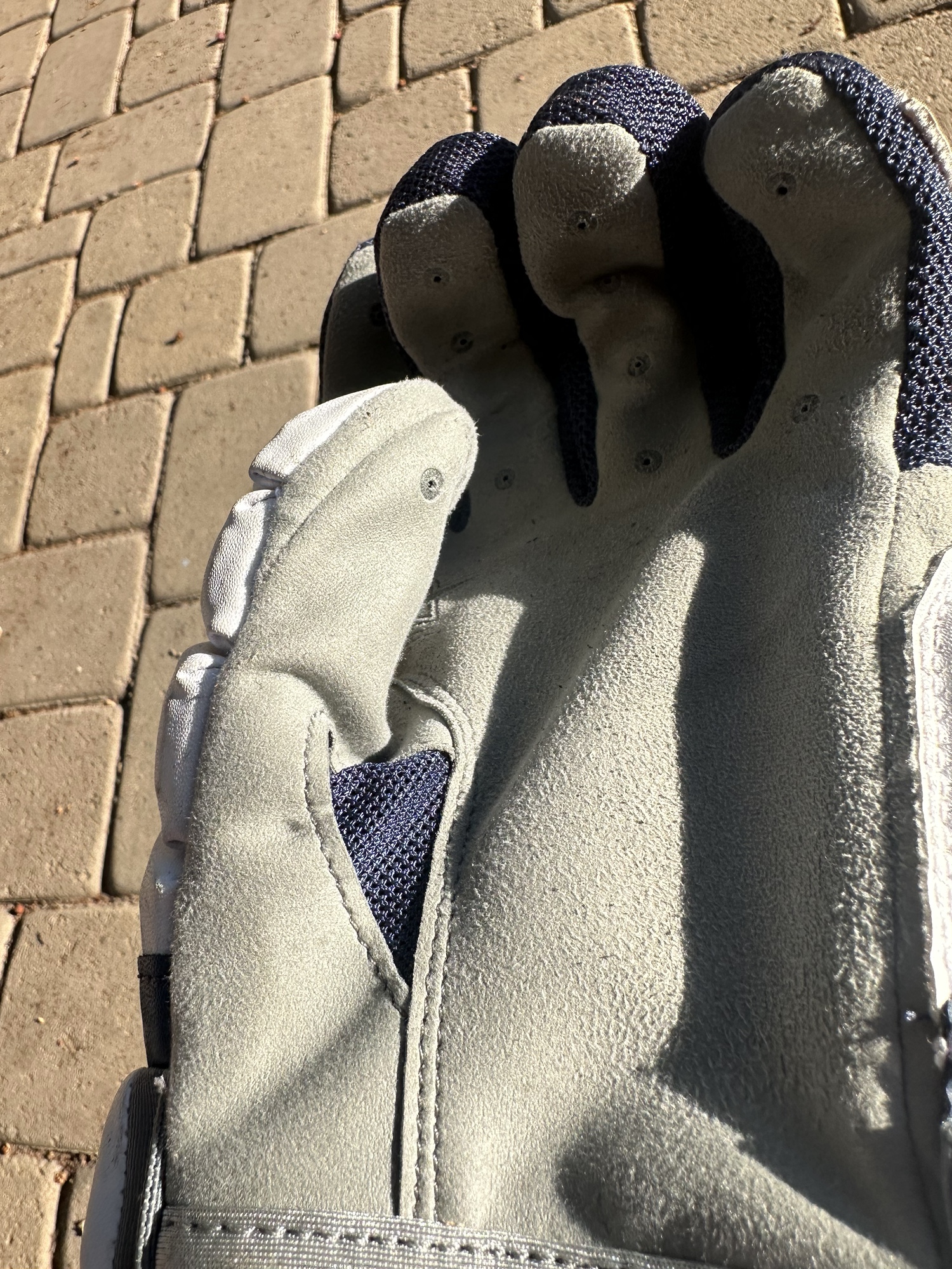 Warrior Large EVO QX Lacrosse Gloves White/Navy SidelineSwap