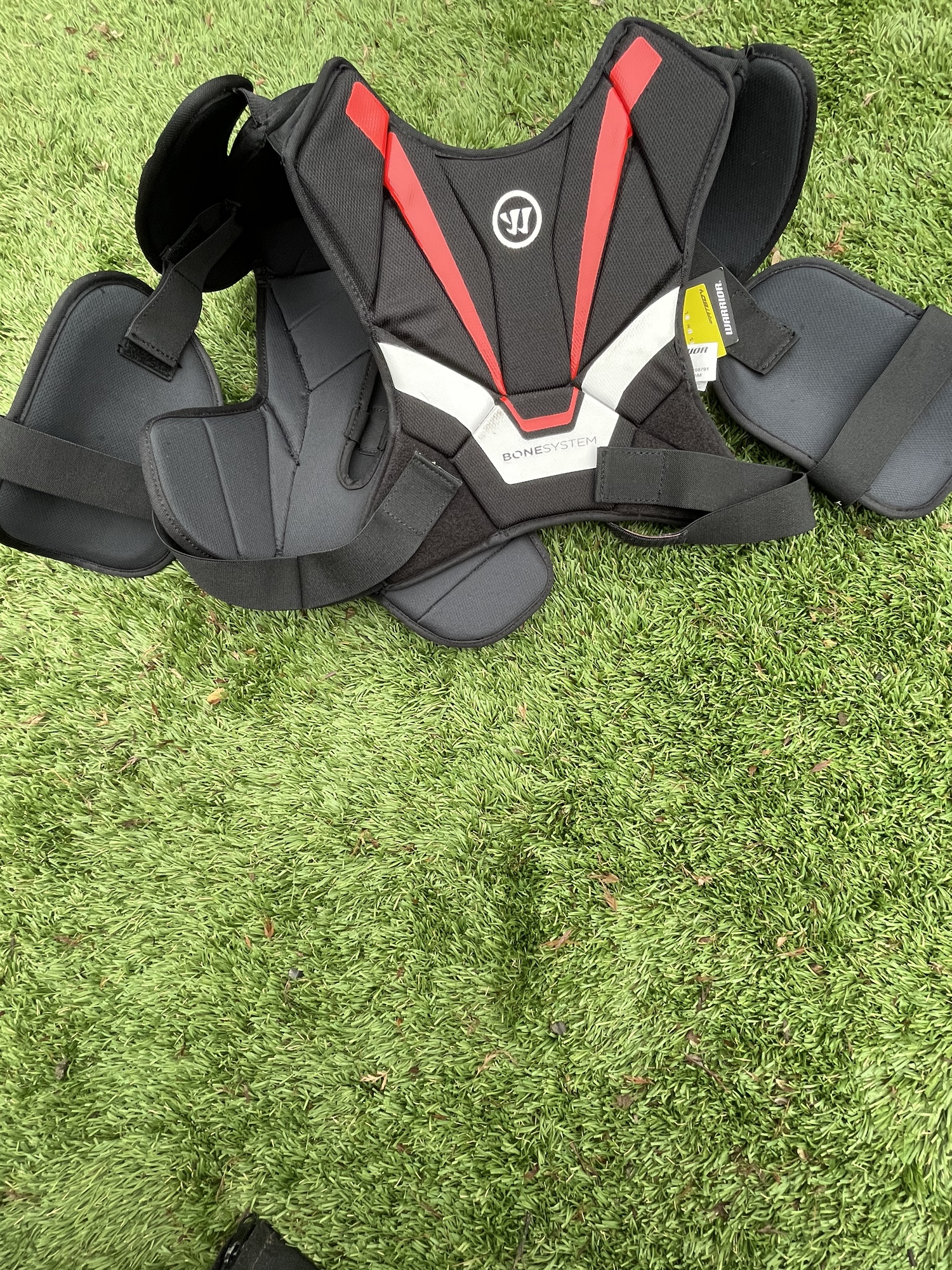 New Medium Warrior Fatboy Shoulder Pads SidelineSwap