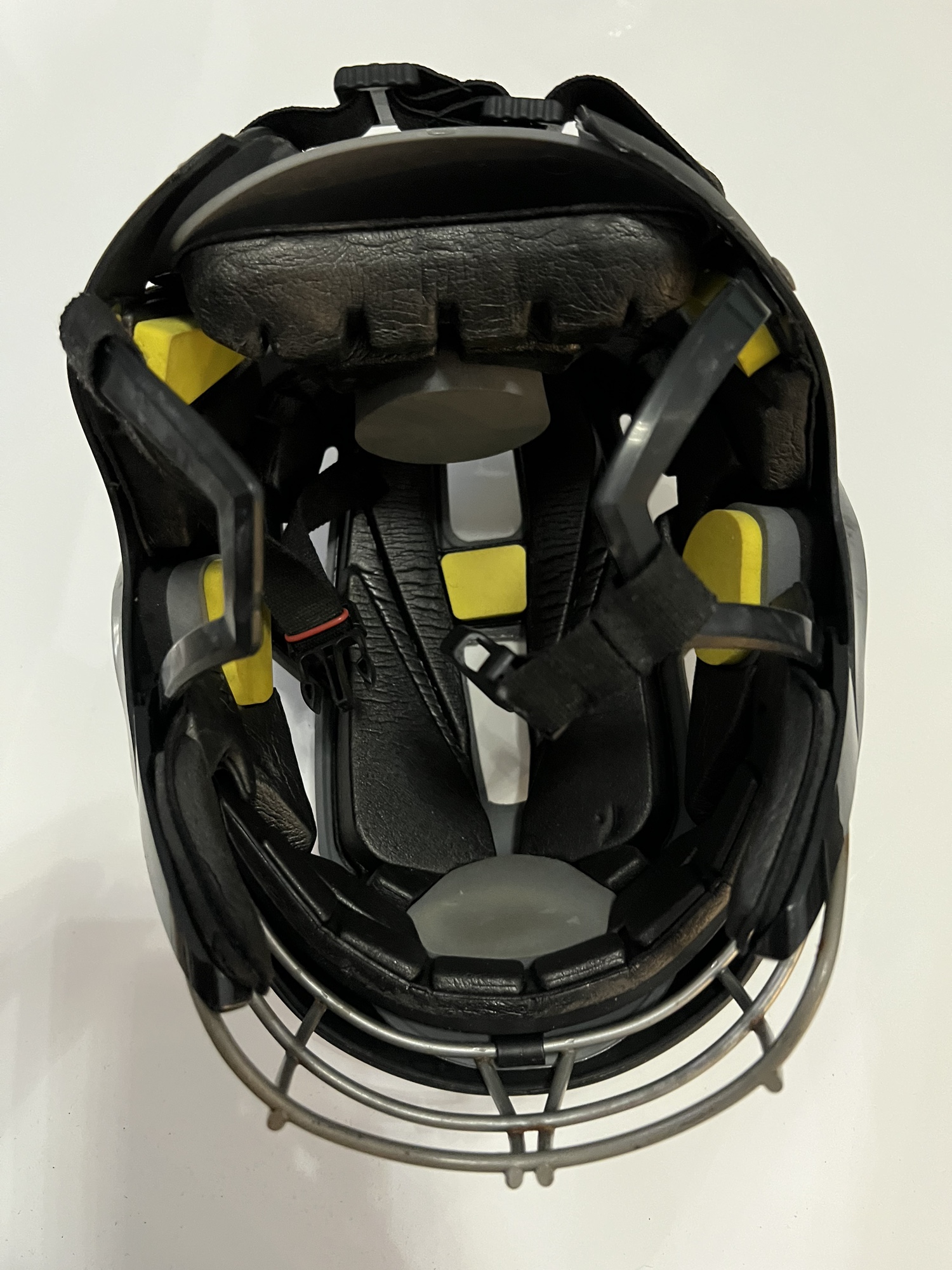 Used Cascade LX Headgear SidelineSwap