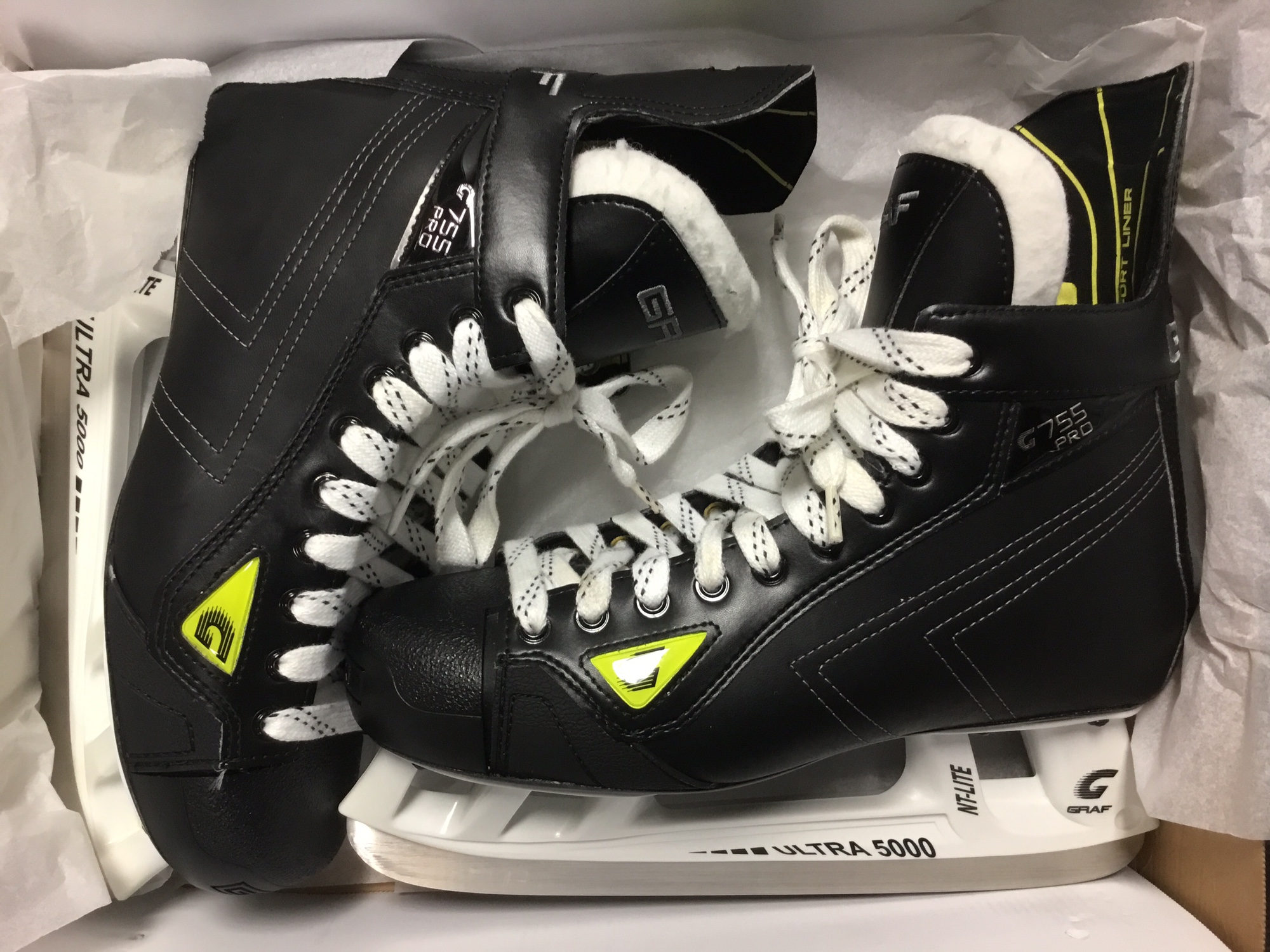 Senior Graf Wide Width Pro Stock 11.5 G755 Pro Hockey Skates SidelineSwap