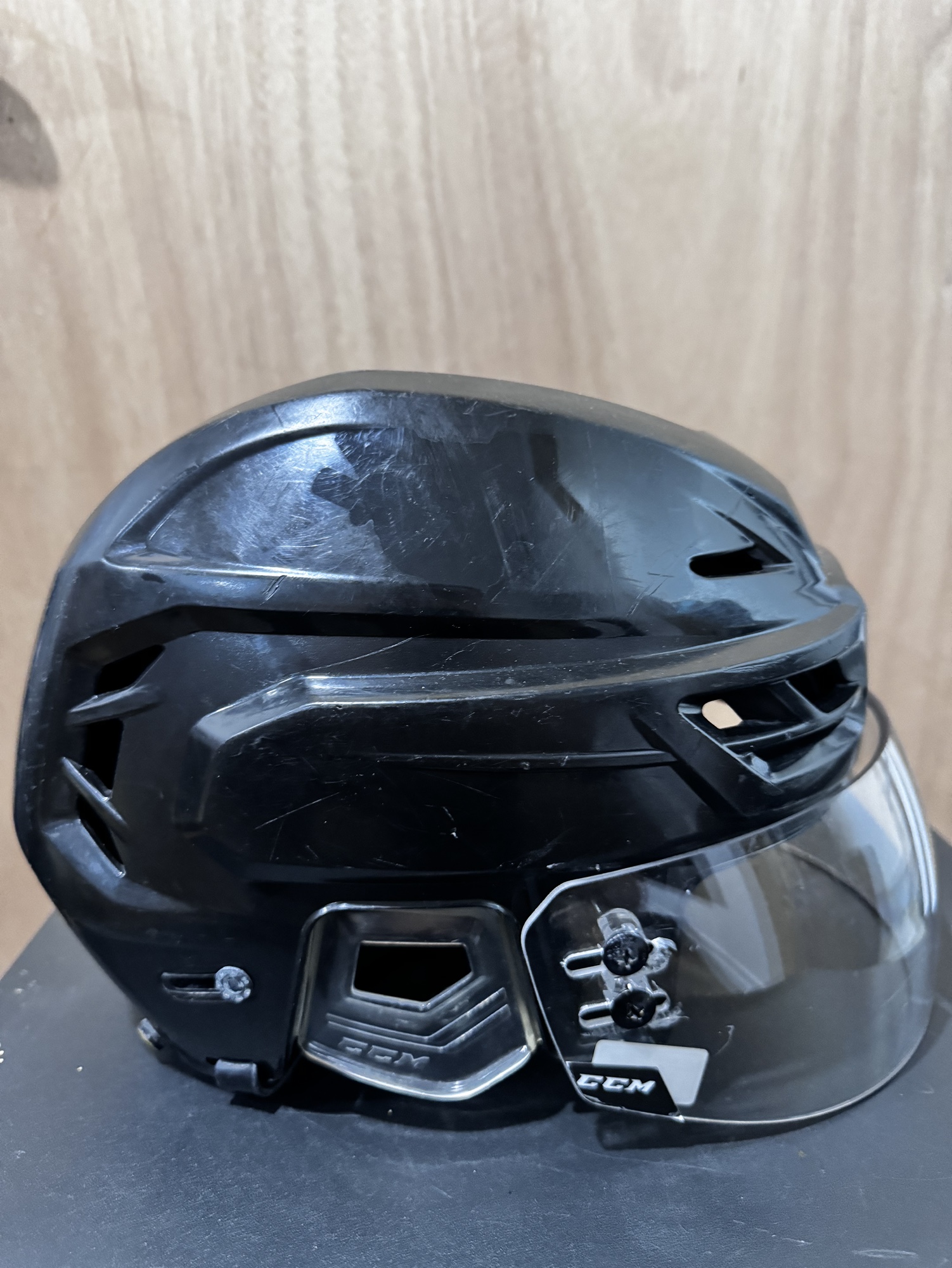 CCM Tack 710 Medium Black SidelineSwap