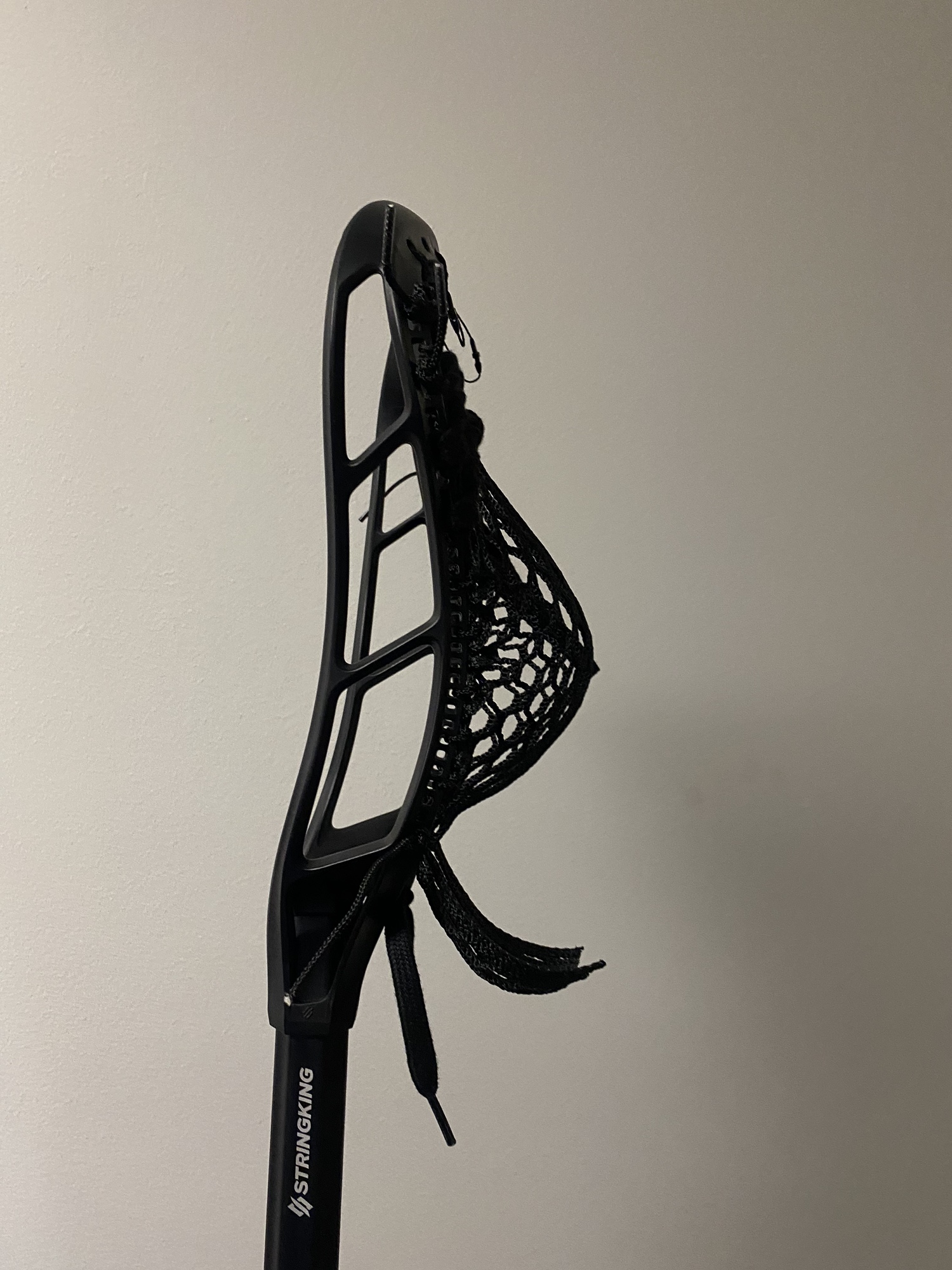 StringKing Complete Stick Midfield/Attack A135 Shaft SidelineSwap
