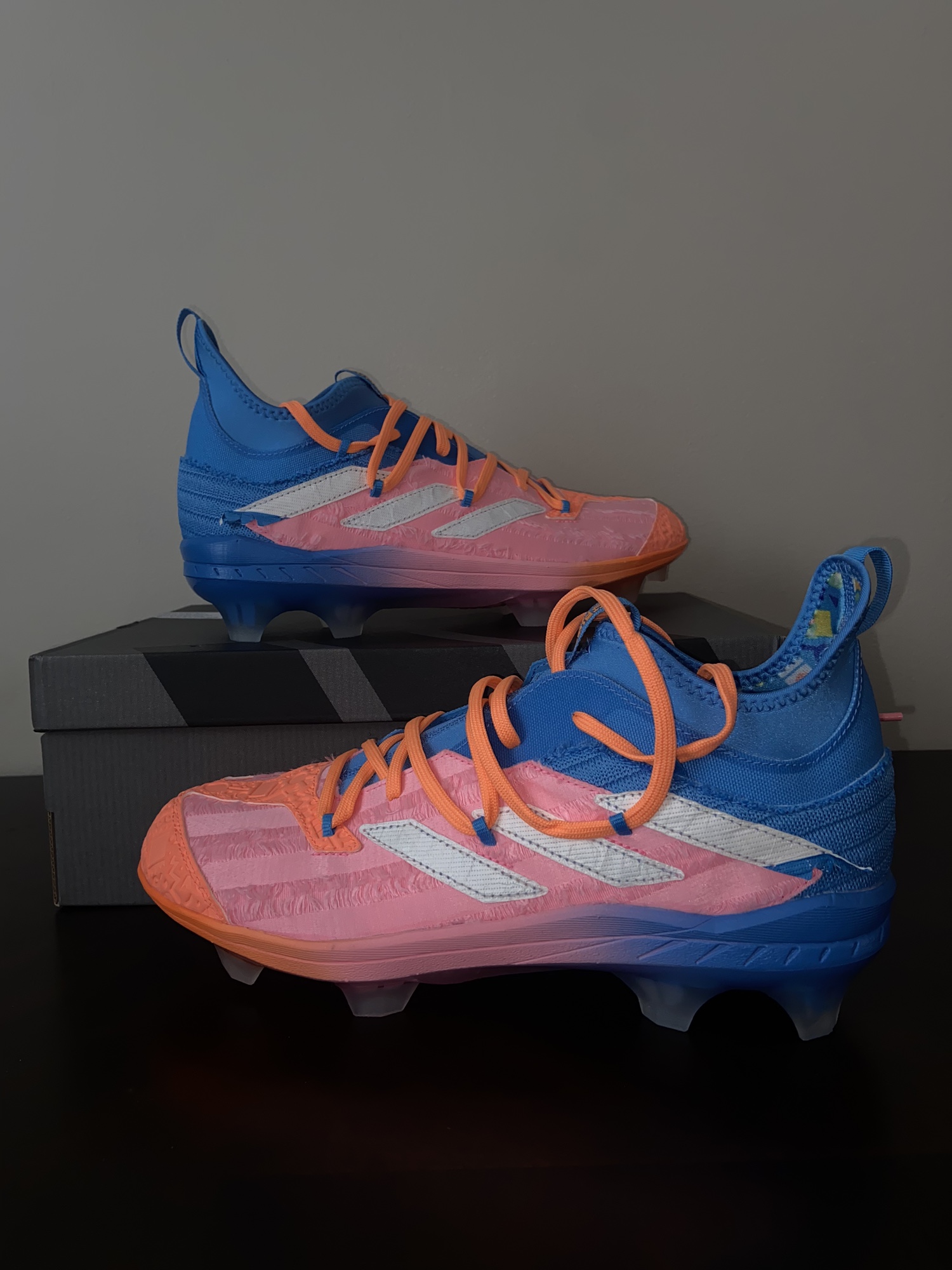 molded adidas baseball cleats