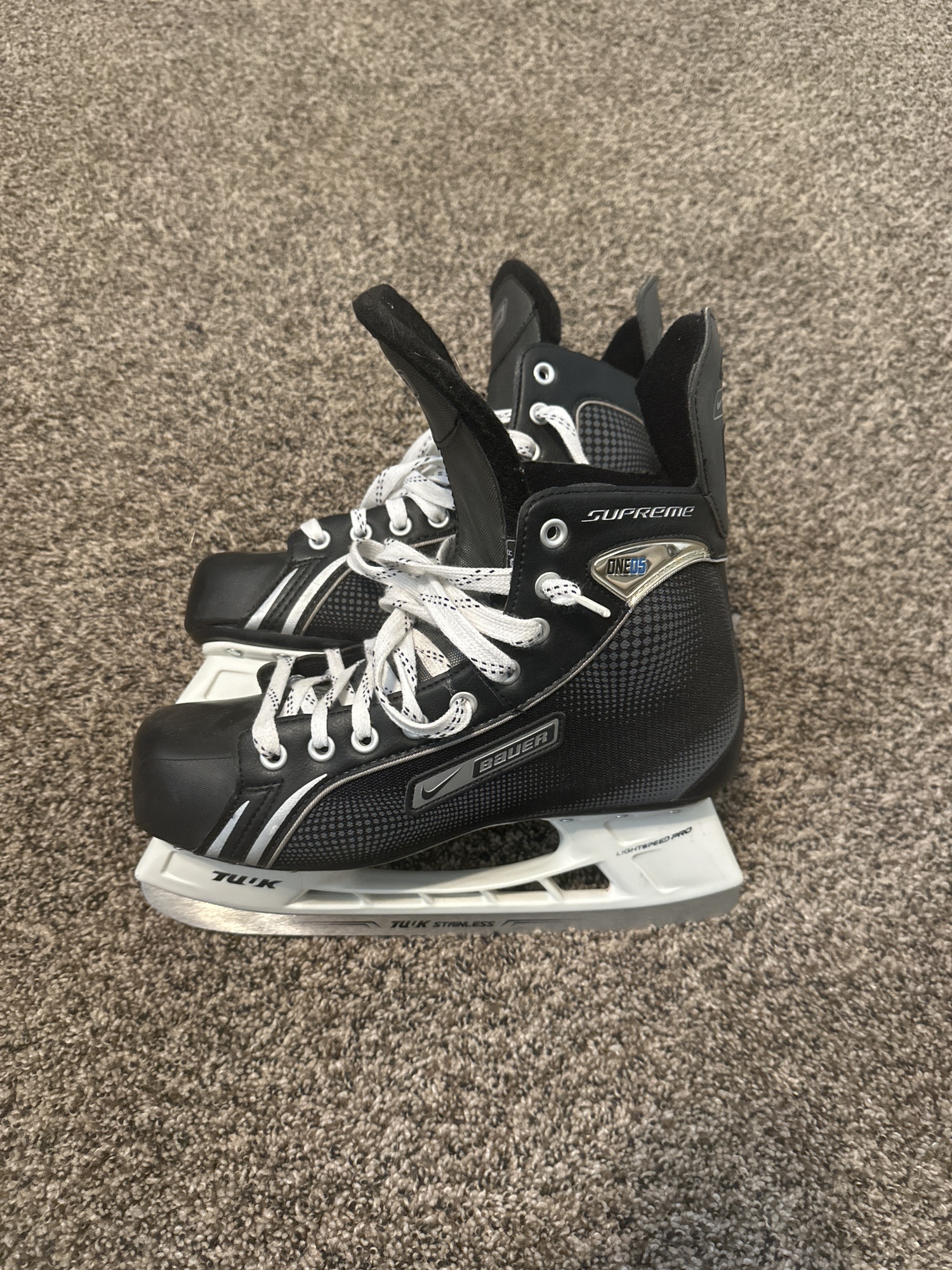 Nike Bauer Supreme One05 Sr Ice Hockey Skates Size 9R NEW SidelineSwap