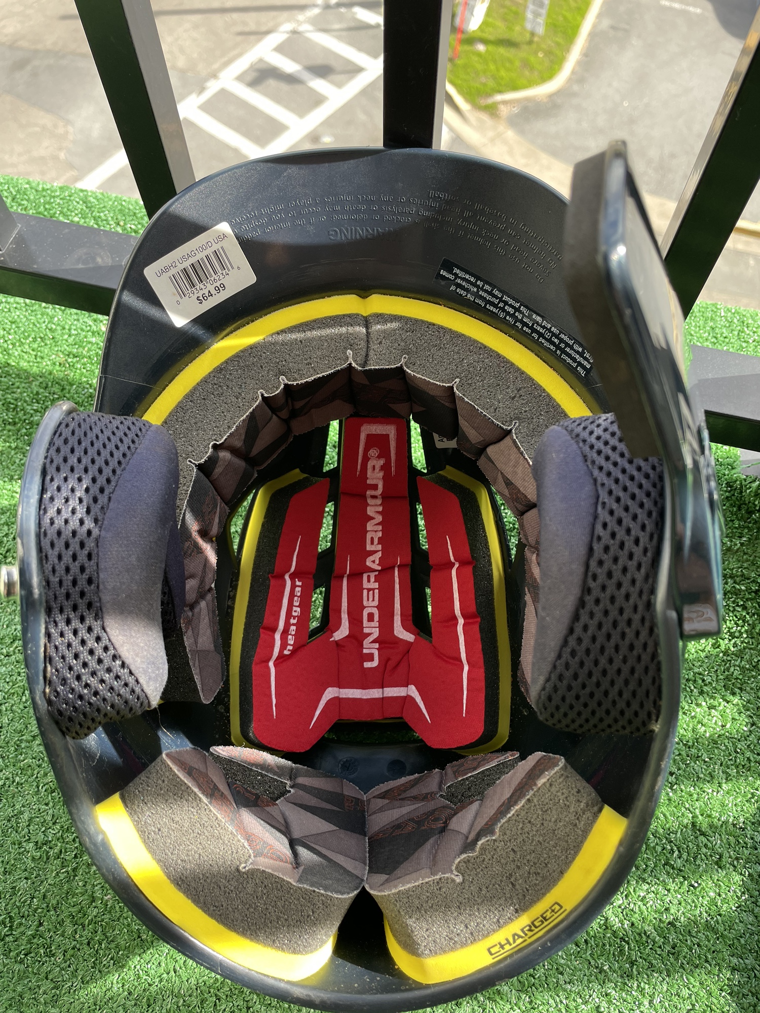 Used One Size Fits All Under Armour UABH2100 Batting Helmet SidelineSwap