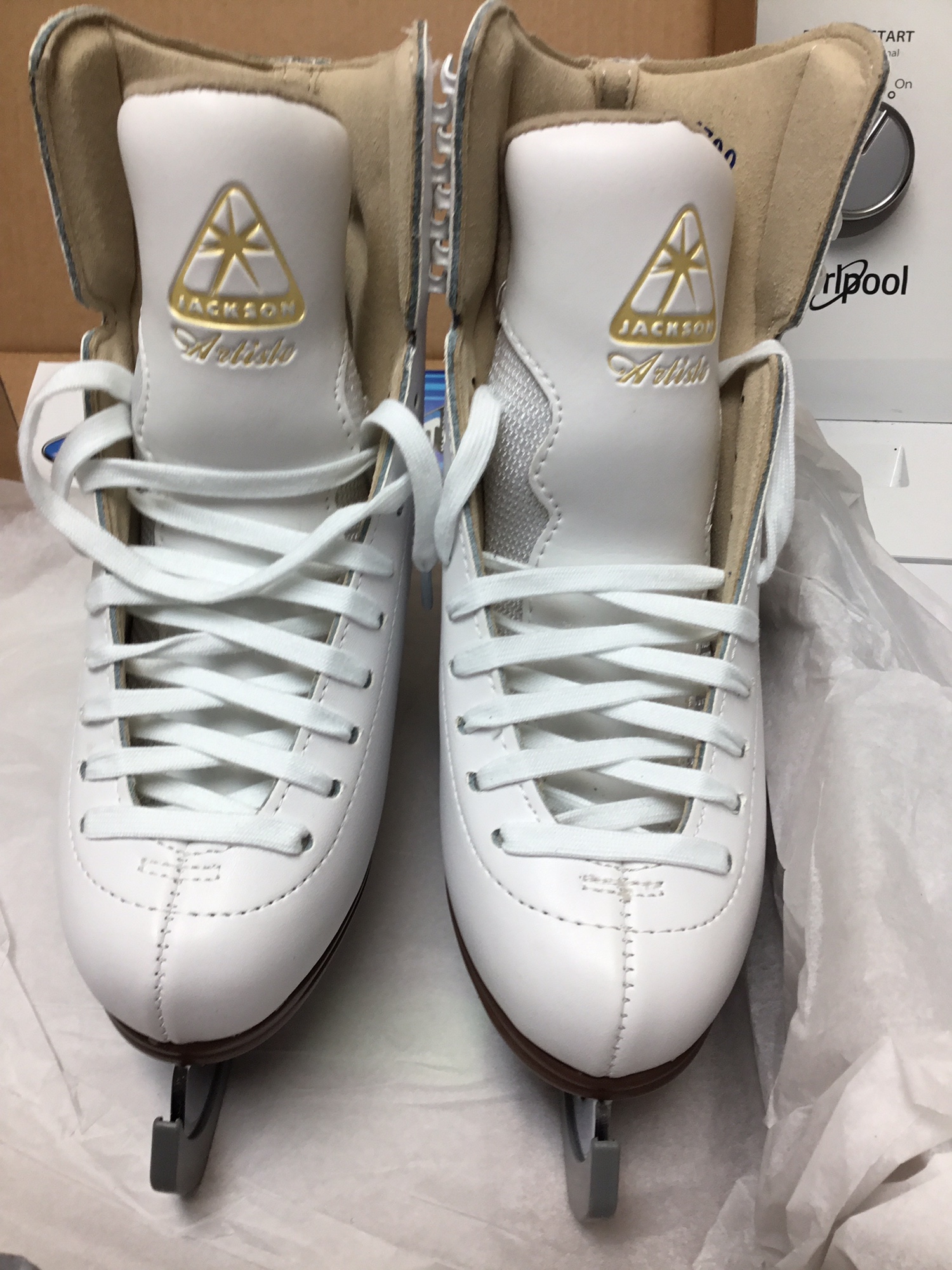 Jackson Artiste ladies Size 4 B Figure Skate SidelineSwap