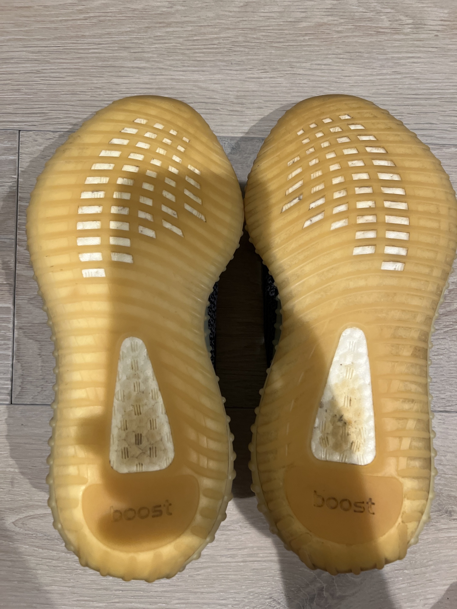 yeezy boost 350 v2 used