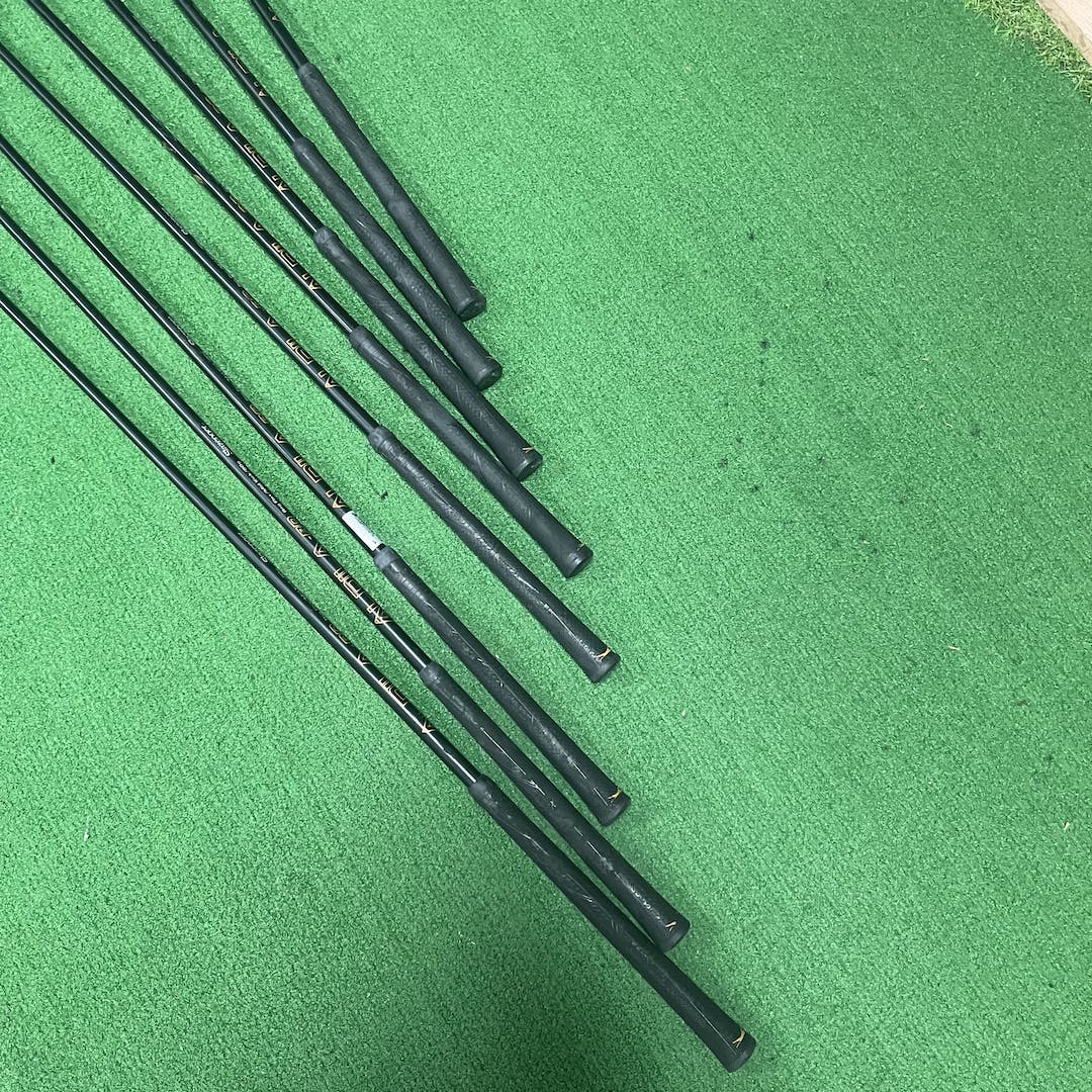 Used Raw Distance 3ipw Regular Flex Graphite Shaft Iron Sets