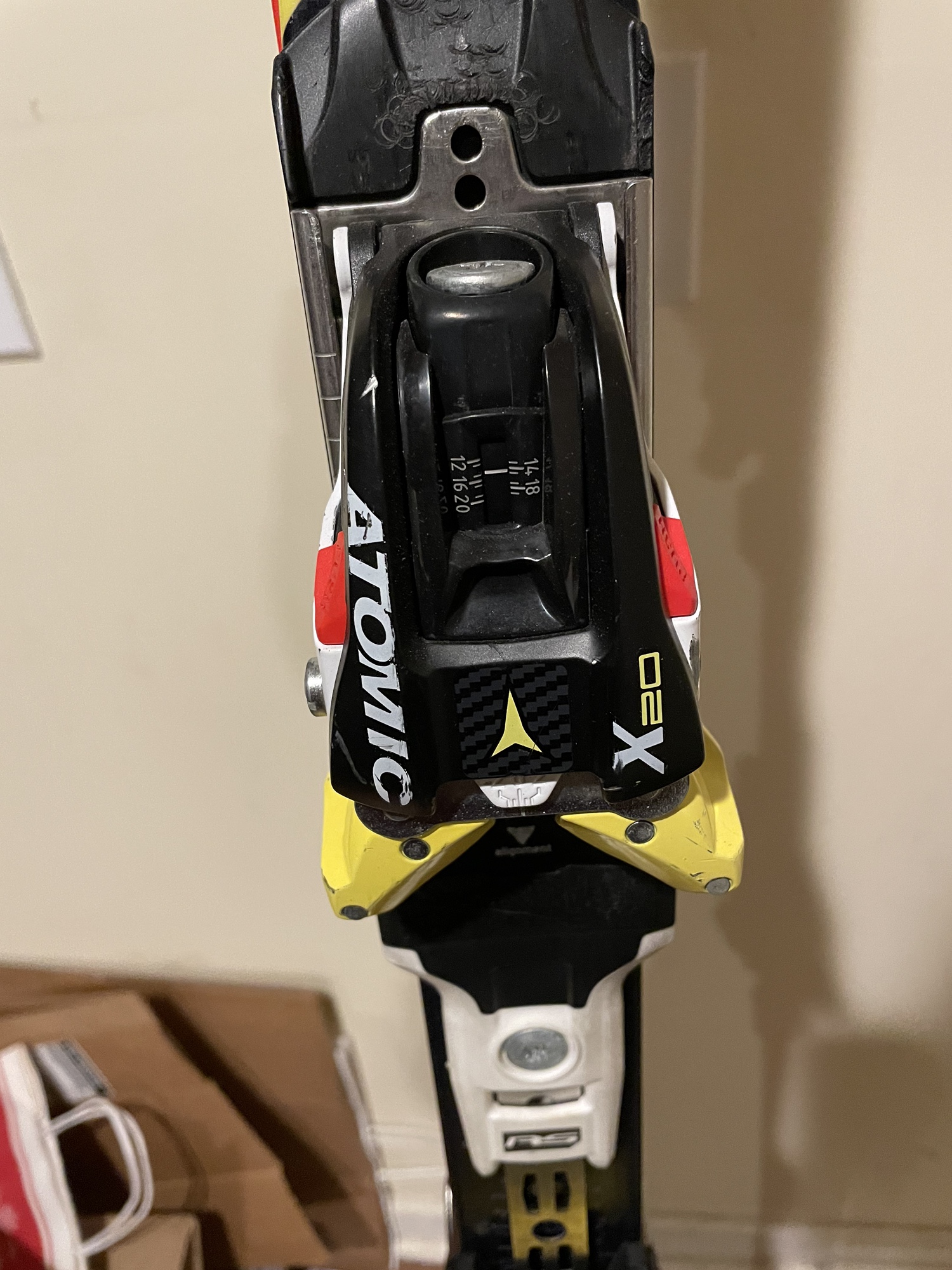 Atomic Super G skis | SidelineSwap