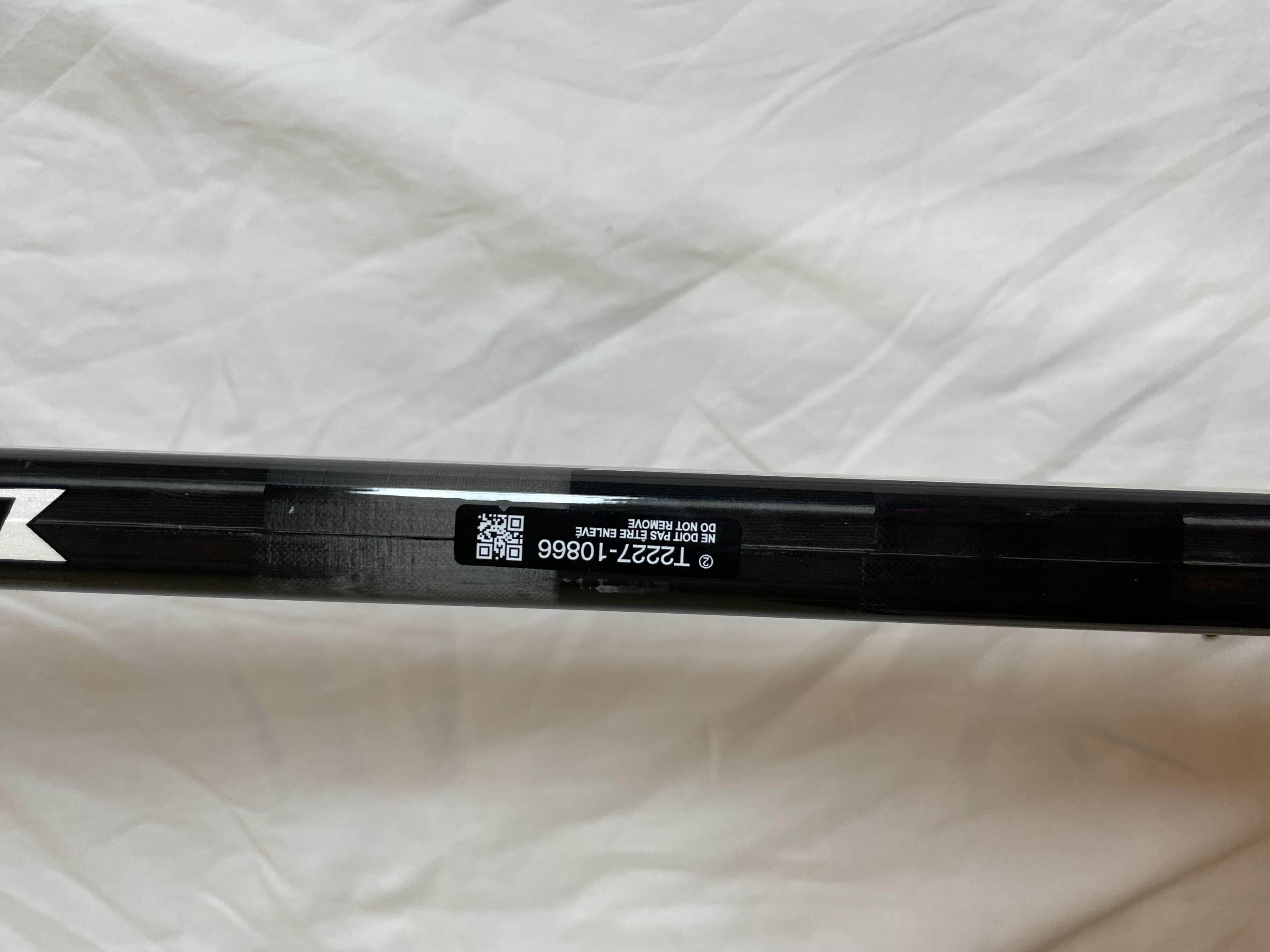 New Bauer Hyperlite Hockey Stick RH P28 Lie 6 77 Flex (Custom