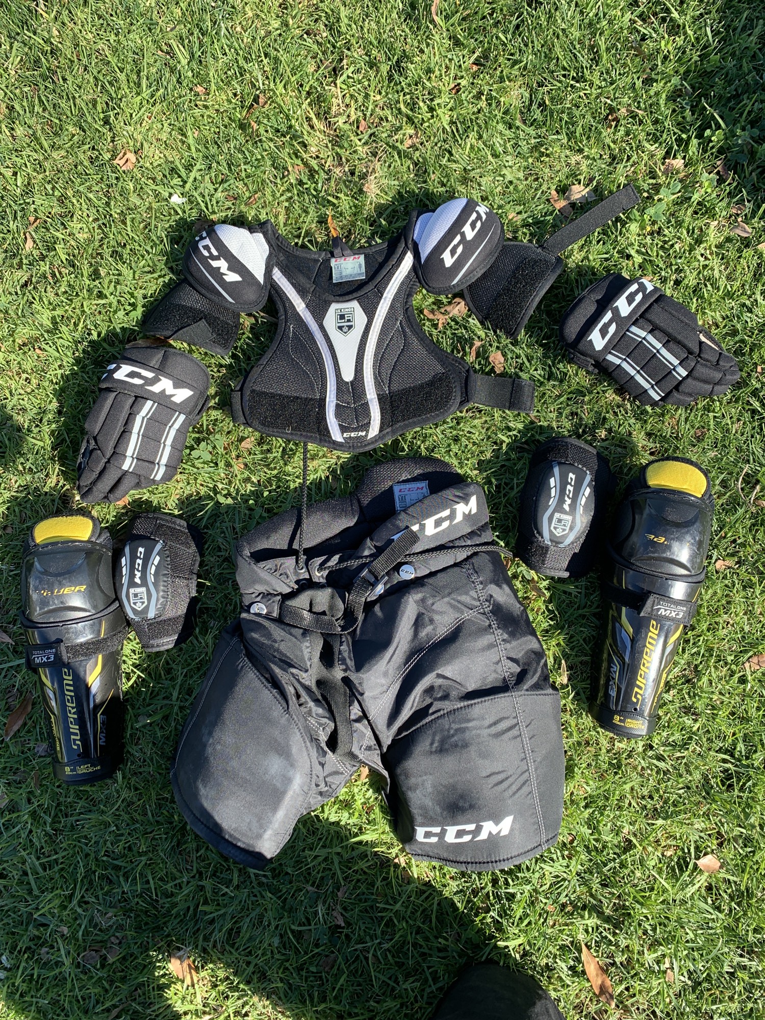 Kit Starter Hockey Su Ghiaccio WARRIOR Per Giovani - Taglia XL Con Protezioni E Borsa