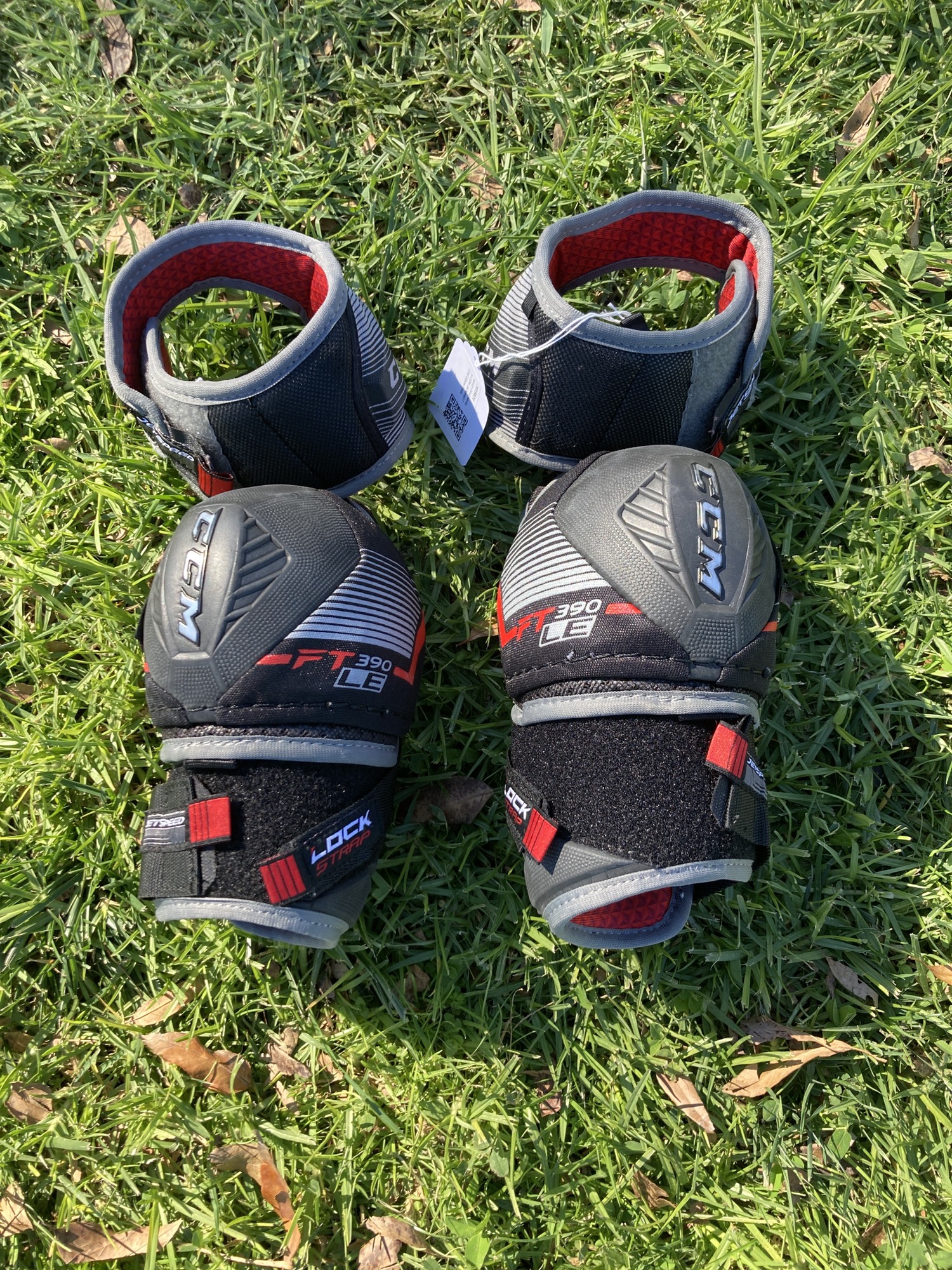 Senior Used Medium CCM JetSpeed FT390 Elbow Pads SidelineSwap