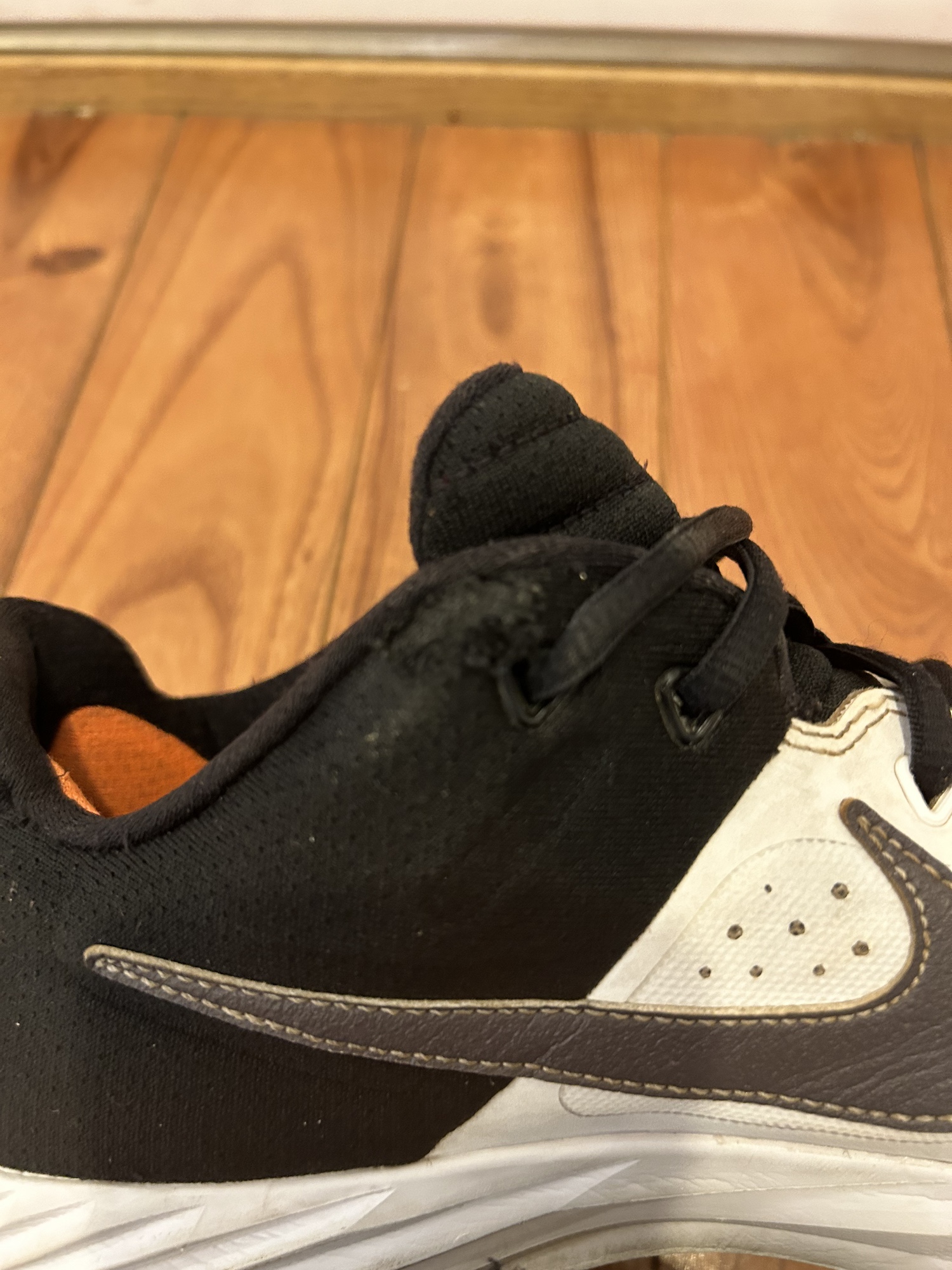 nike alpha turf shoes