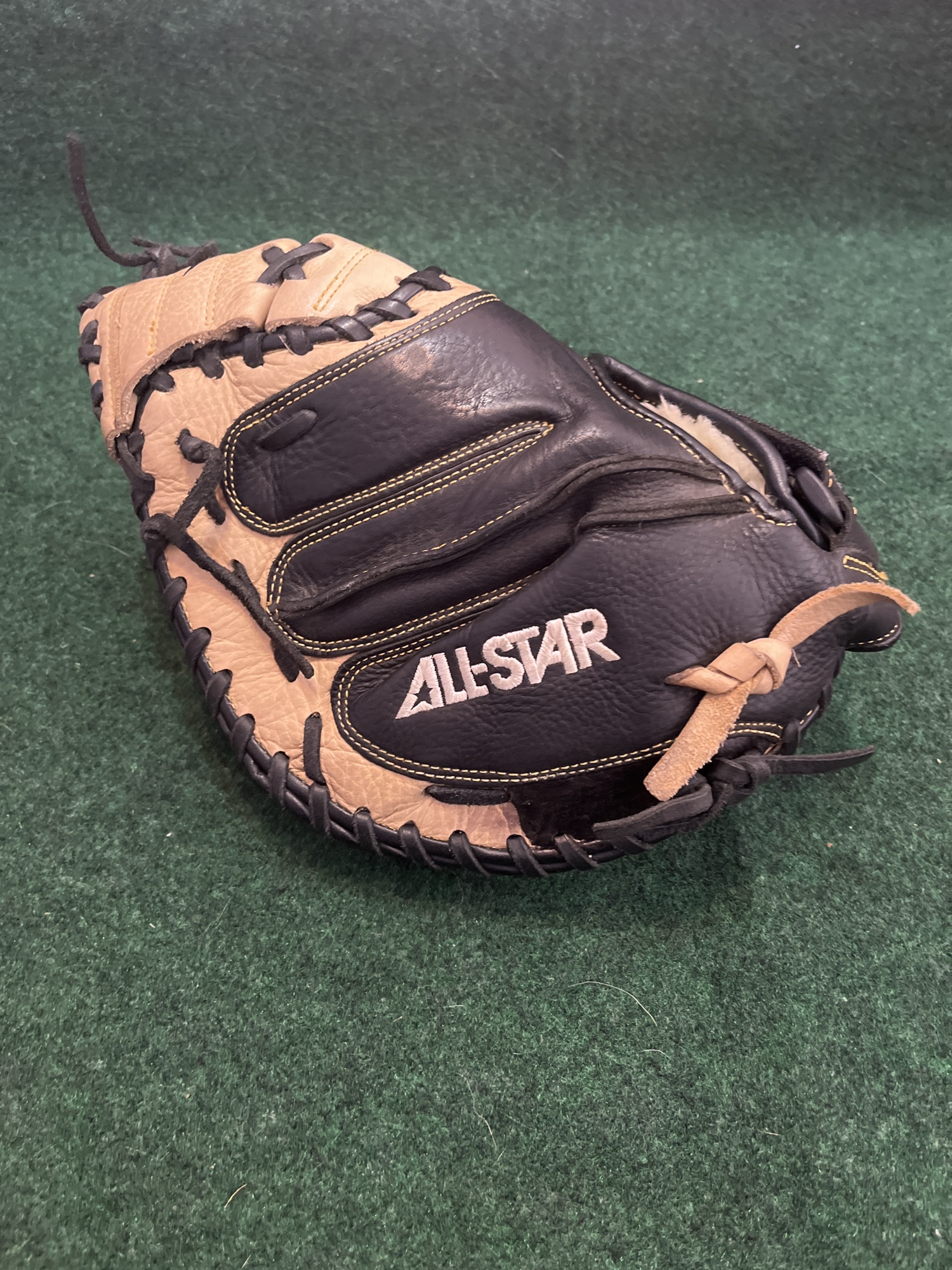 AllStar Youth Catchers Glove SidelineSwap