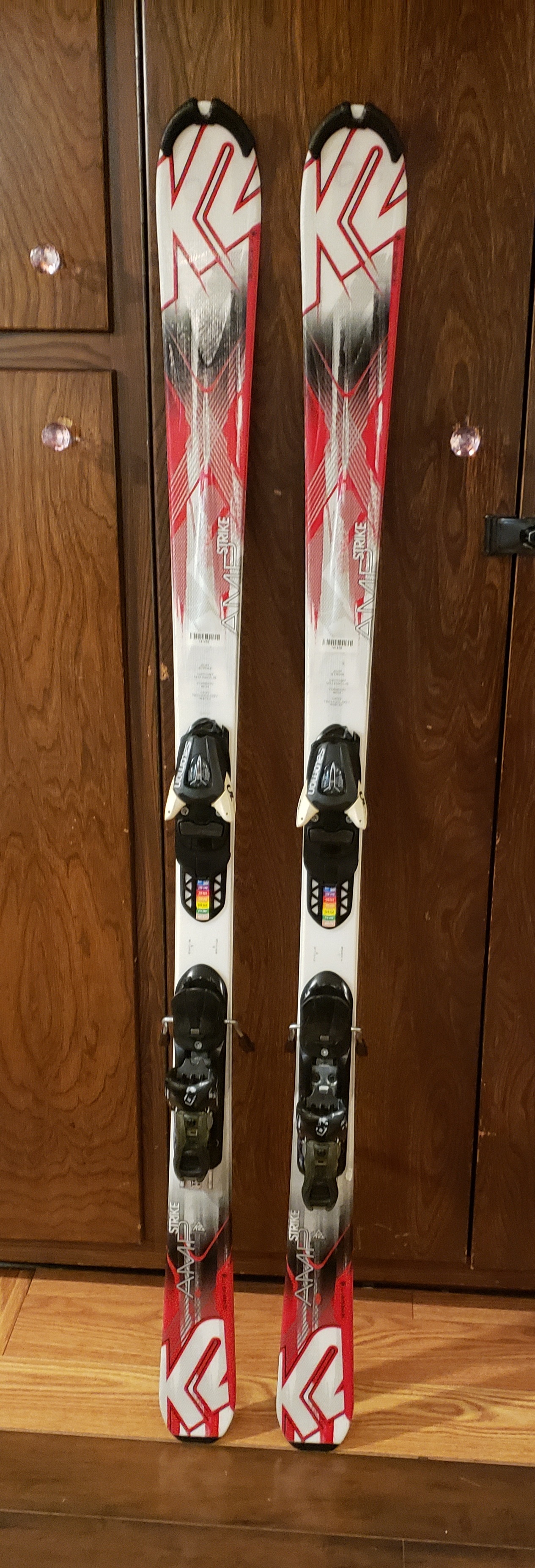 153cm K2 AMP Strike SKIS with SALOMON L10 (EASY TO ADJUST) BINDINGS