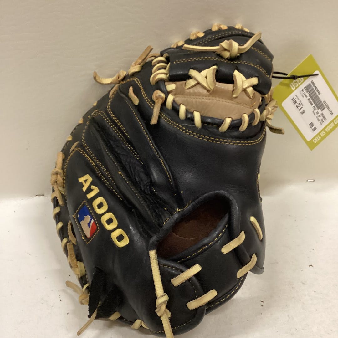 Used Wilson A1000 Pdg 32 1 2" Catcher's Gloves SidelineSwap