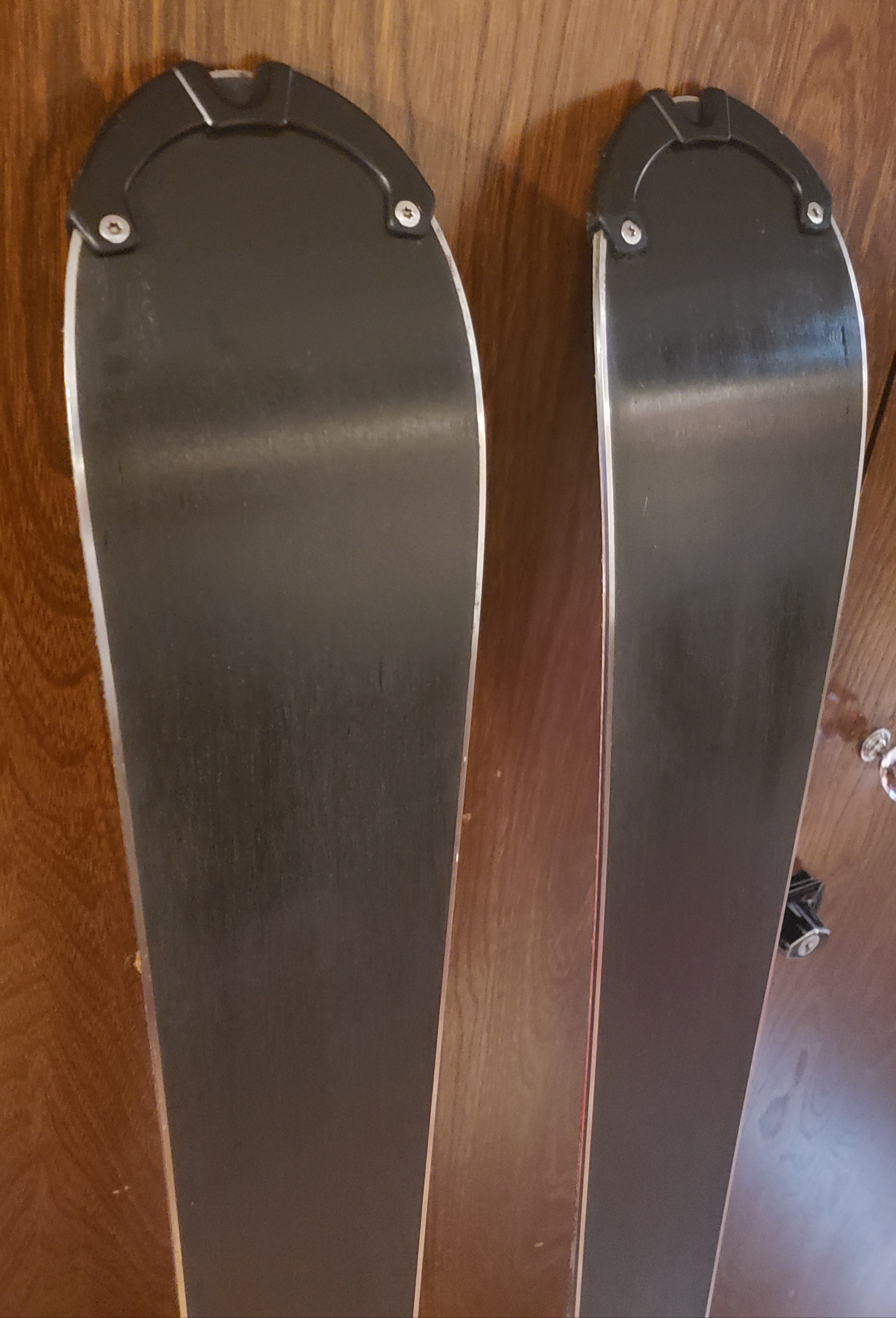 153cm K2 AMP Strike SKIS with SALOMON L10 (EASY TO ADJUST) BINDINGS