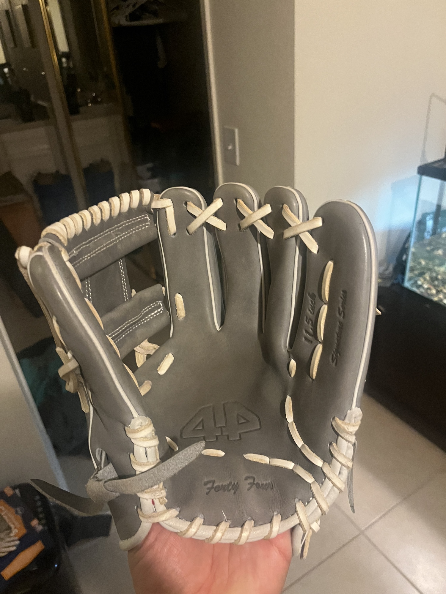 グローブ 44 PRO GLOVE Custom Baseball & Softball Gloves & Bats | 44 Pro