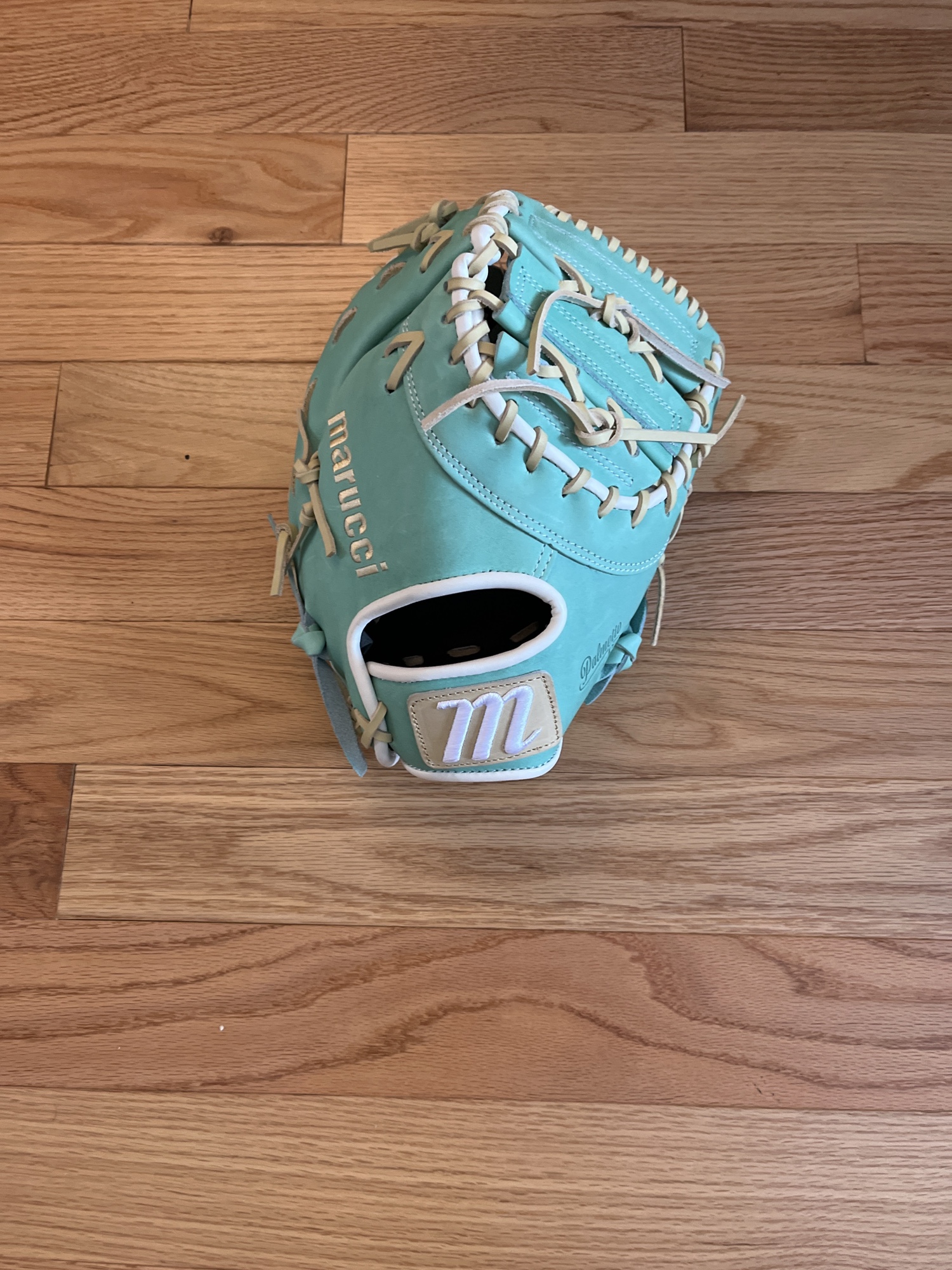 New 2024 Marucci Palmetto Series RHT 13" Softball First Base Glove