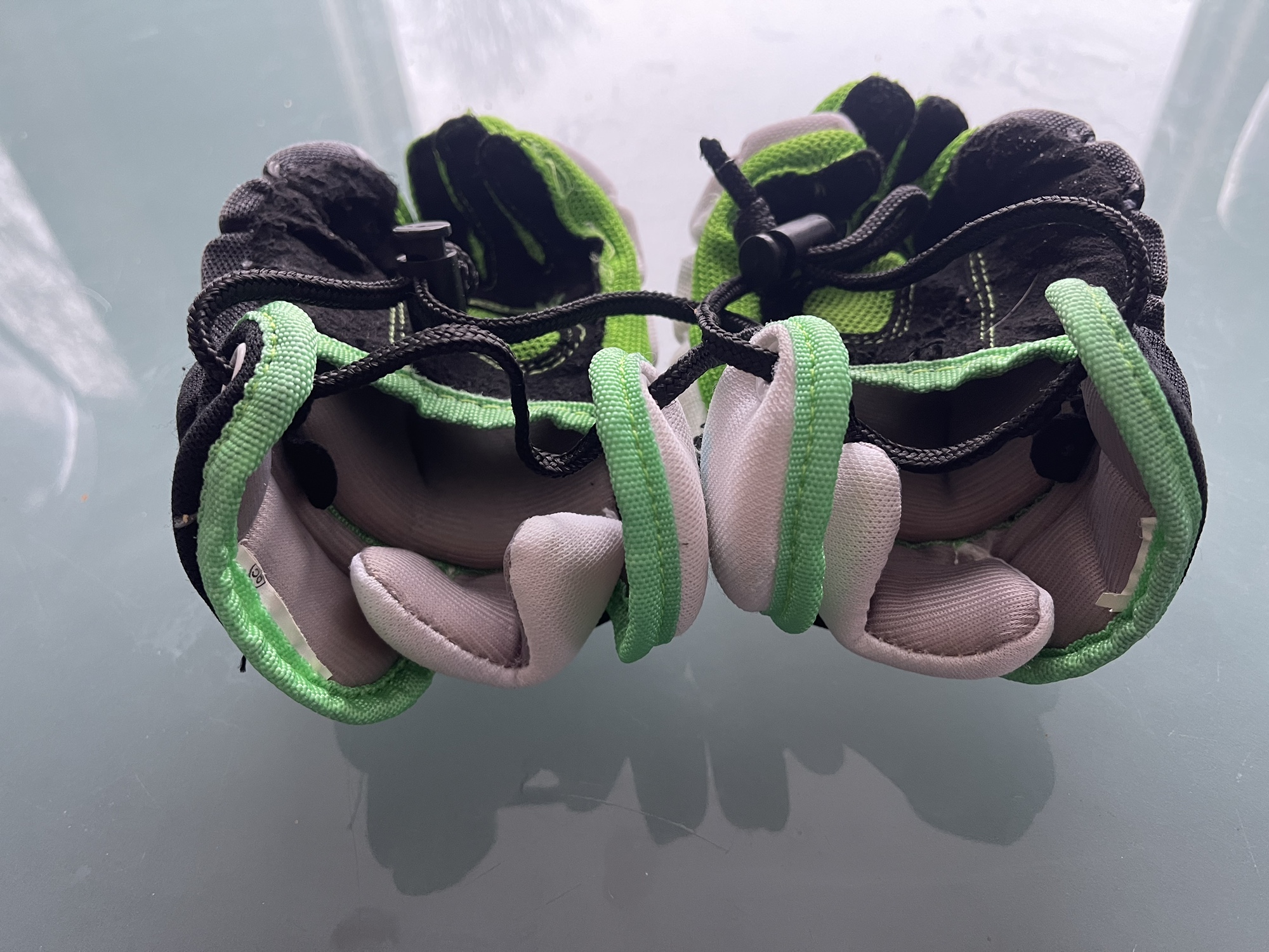 STX Kids Youth Lacrosse Gloves Small SidelineSwap