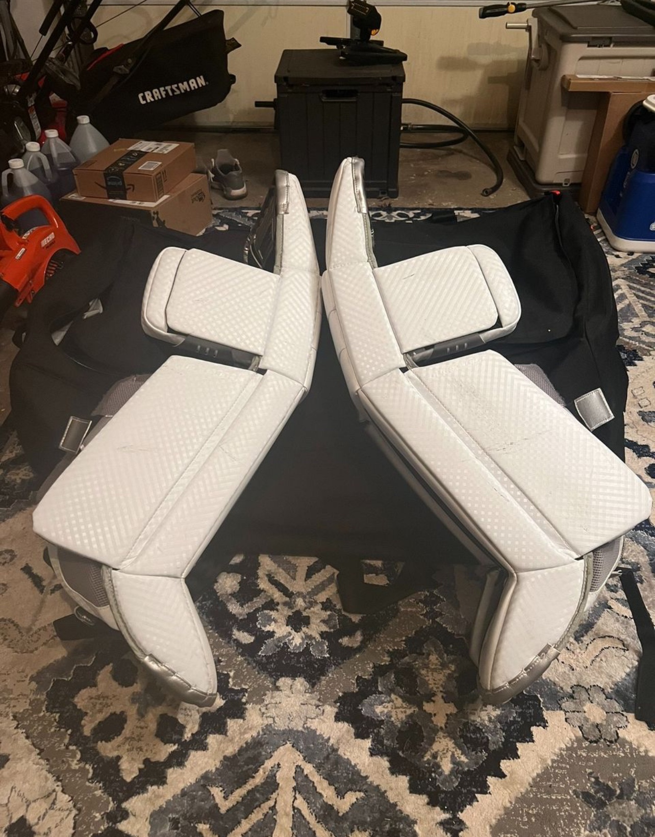 Ice Hockey Goalie Pads Vaughn V9 PRO CARBON SET 33 + 2 SidelineSwap