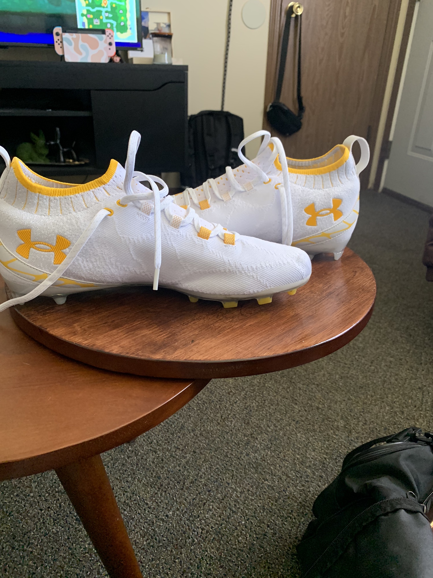 under armour spotlight mc cleats