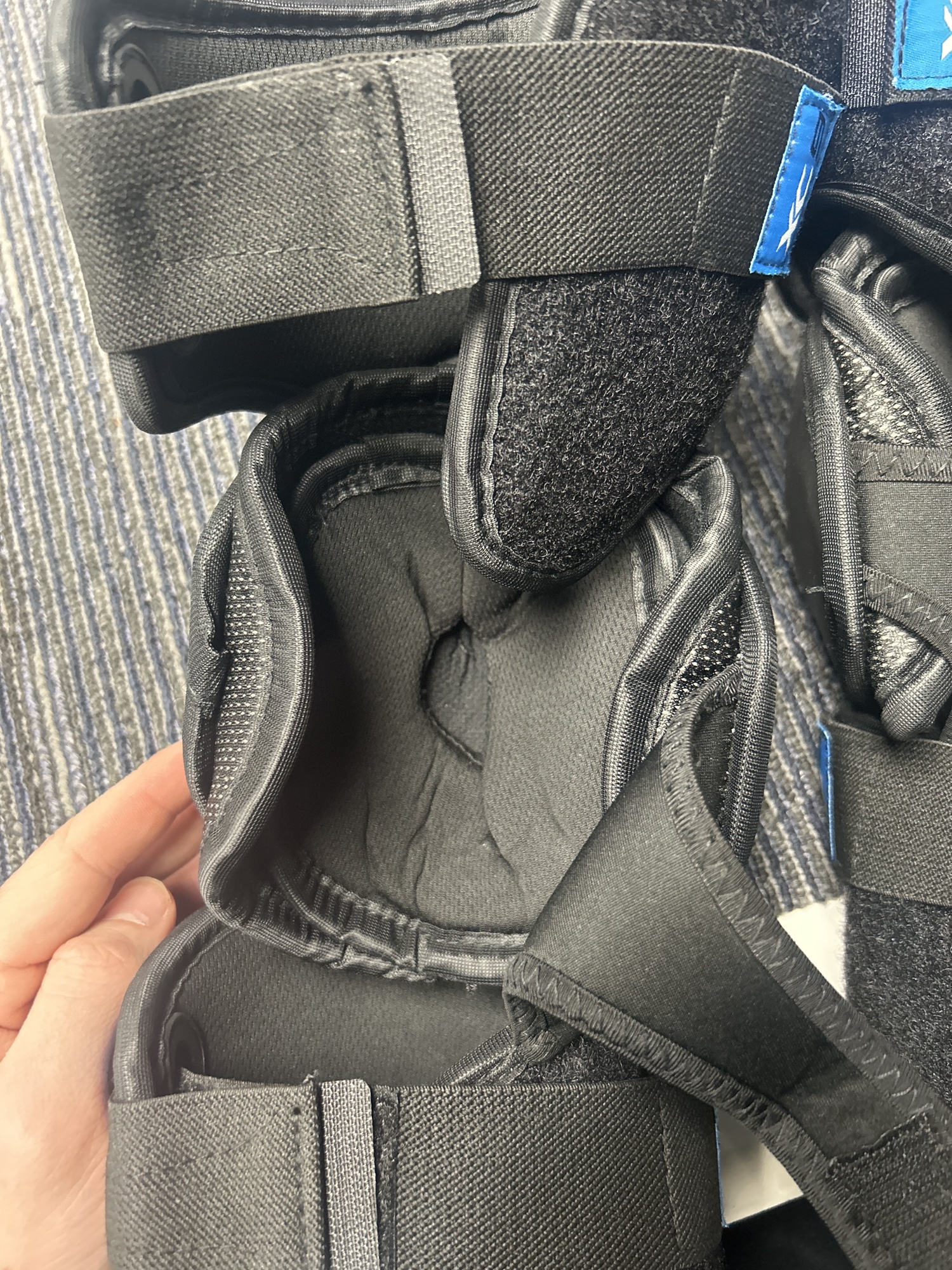 Used Medium True Xc9 Elbow Pads SidelineSwap