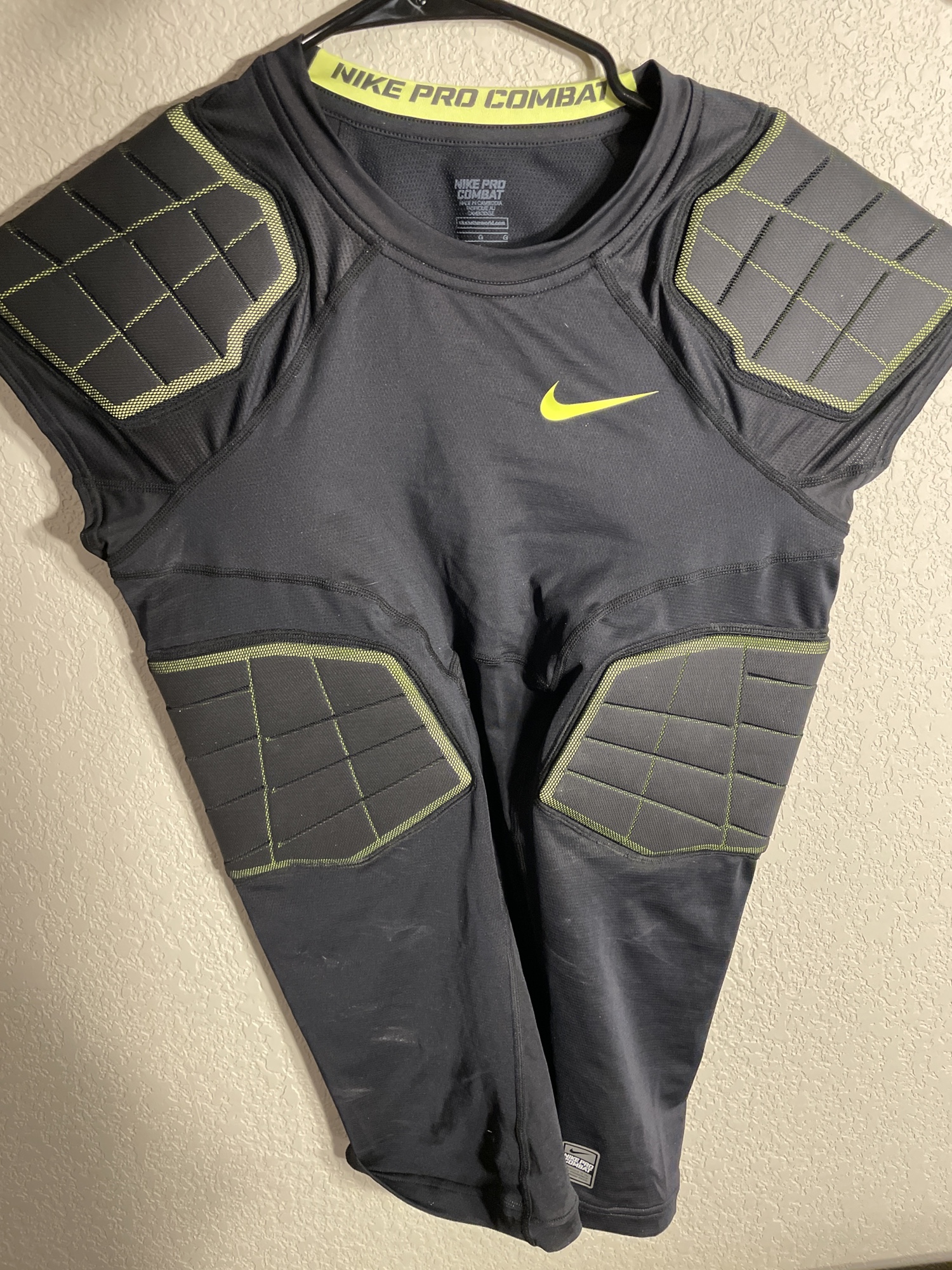 New Nike pro combat padded shirt SidelineSwap