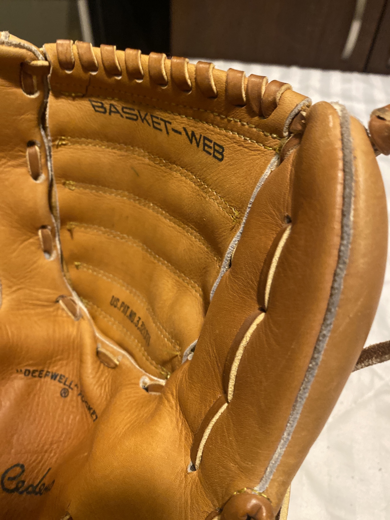Rawlins XFG-12 Cesar Cedenoモデル Vintage Rawlings Cesar Cedeno 12” Brown Baseball Glove