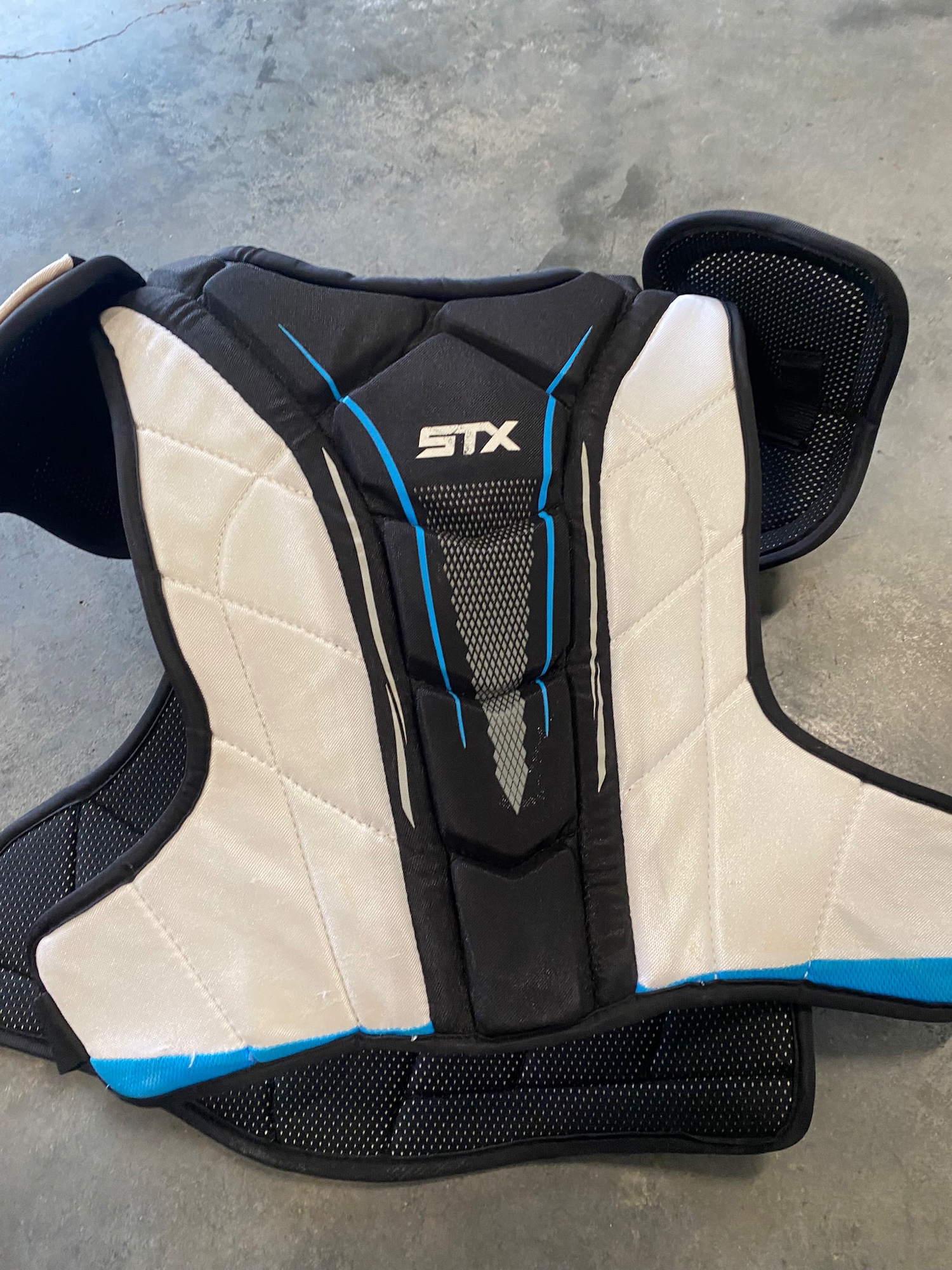 Used XL STX Surgeon RX3.2 Shoulder Pads SidelineSwap