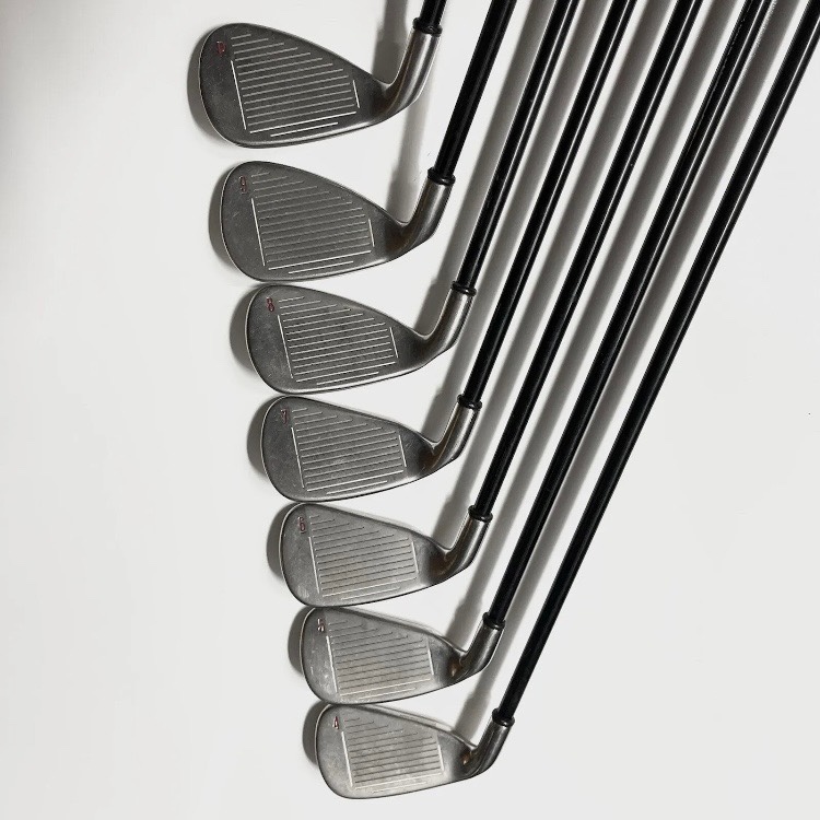 Callaway Big Bertha (2006) Iron Set 4-9, PW Right Handed Light