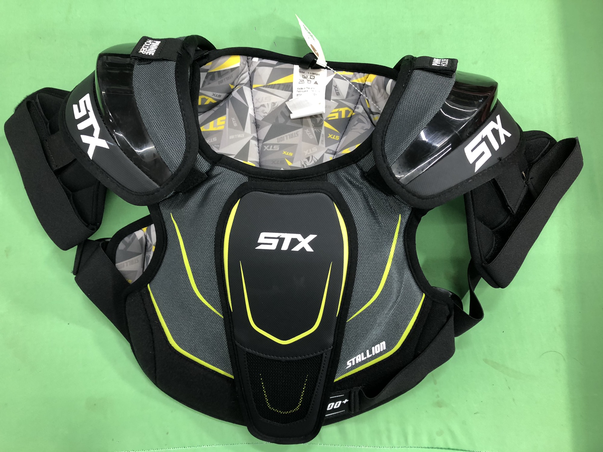 Used Large STX Stallion 200+ Shoulder Pads SidelineSwap