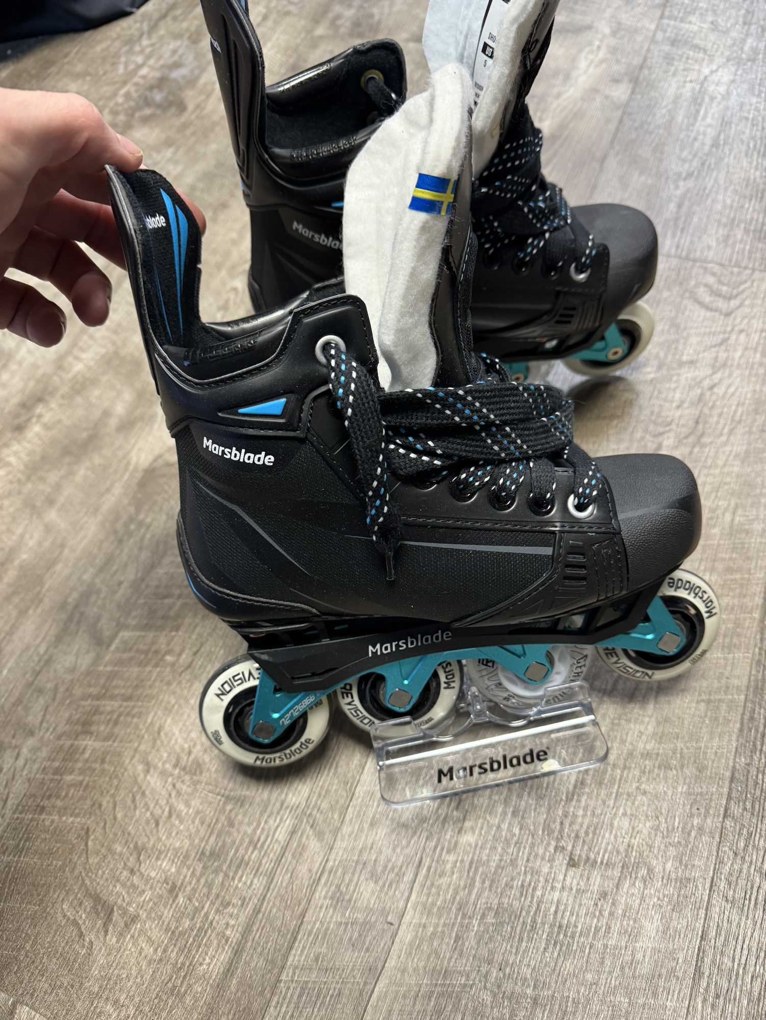 Brand New Marsblade R1 size 4 D Roller Hockey Skates SidelineSwap