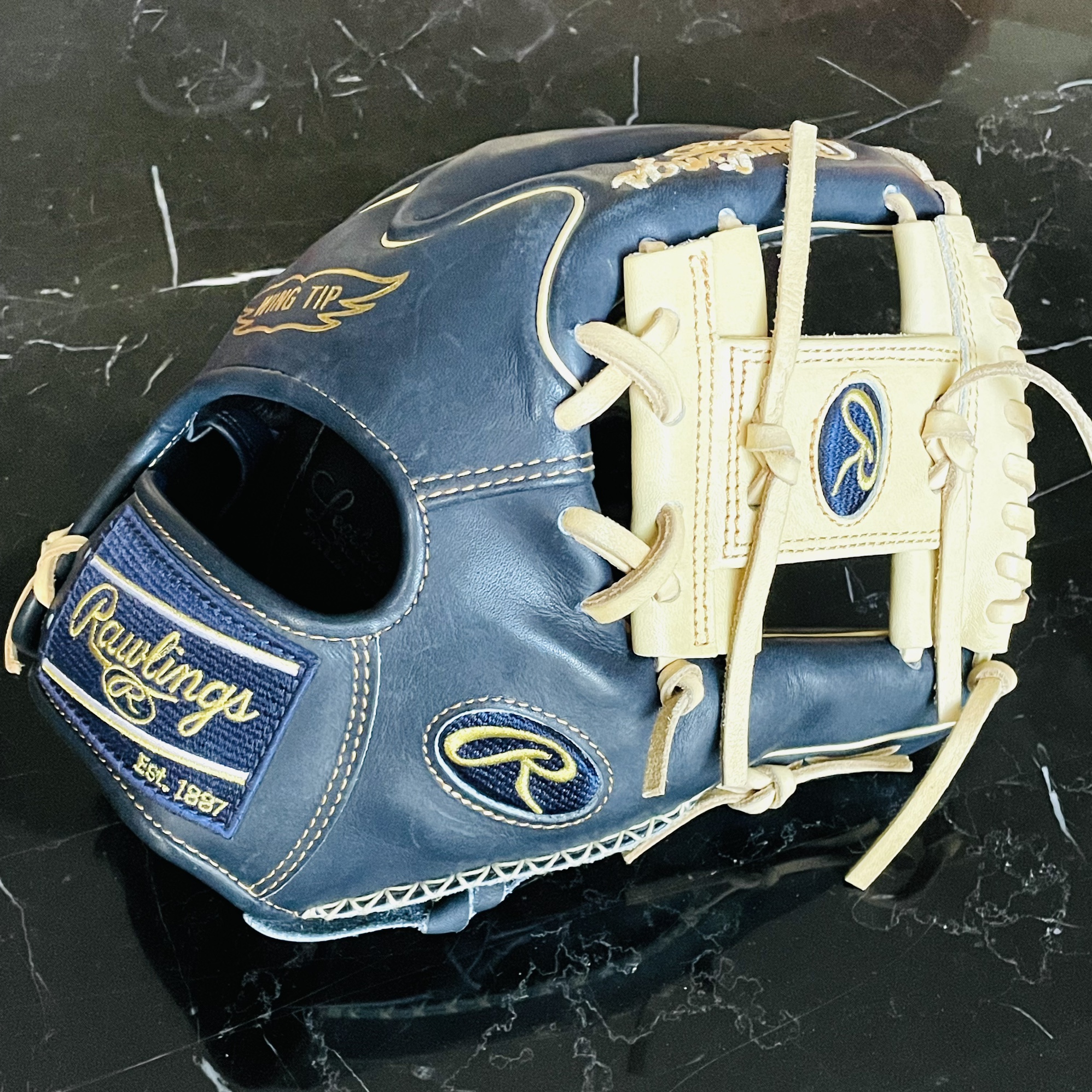 New Rawlings Pro Preferred 11.5" Factory Store Exclusive Wingtip