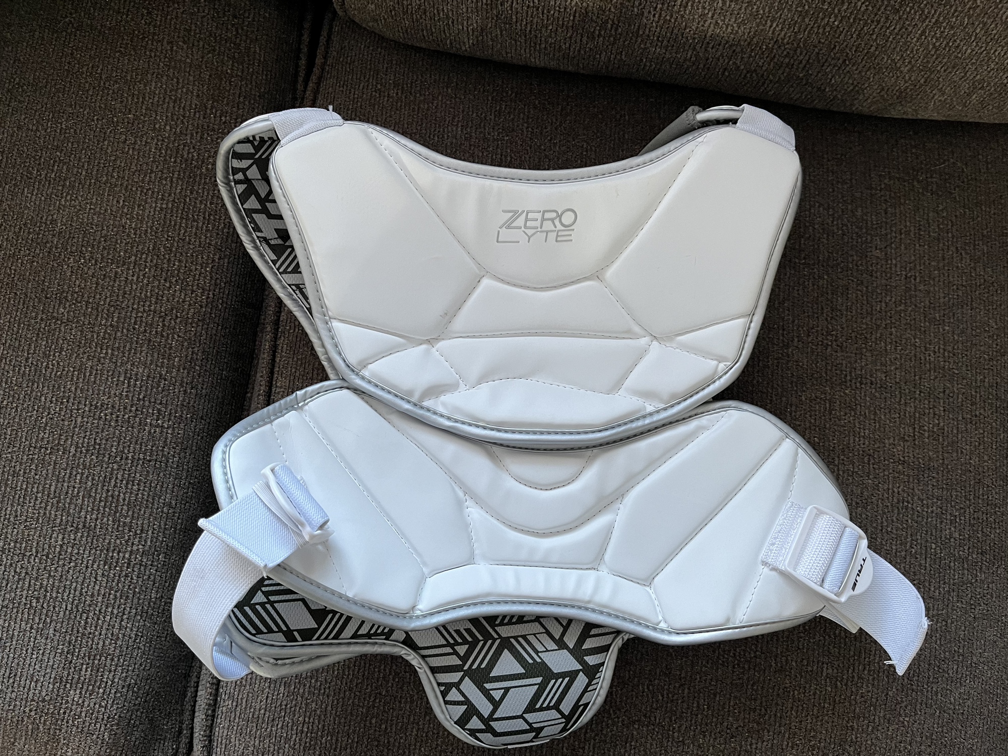 Used Large True Zerolyte Shoulder Pads SidelineSwap